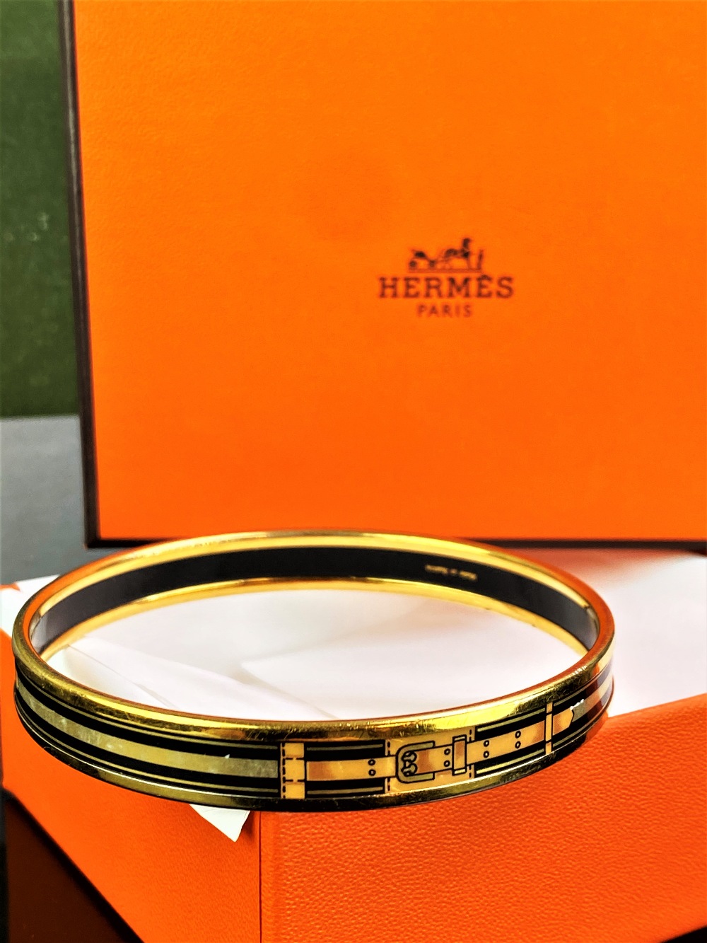 Hermes Gold Plated Grand Menege Belt Design Black/Tan Enamel Bangle - Image 4 of 4