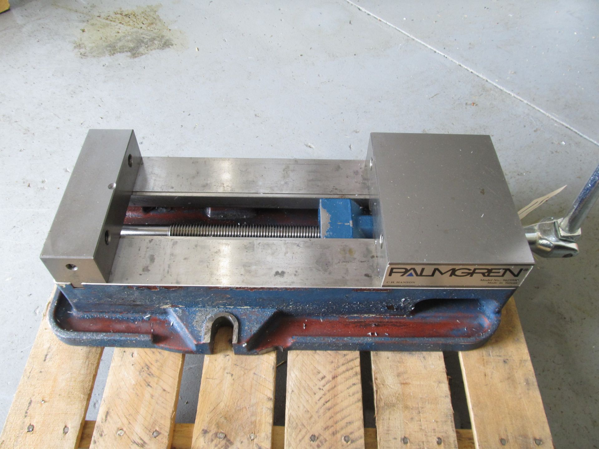 Palmgren Mdl. 9625930 8" Machine Vise