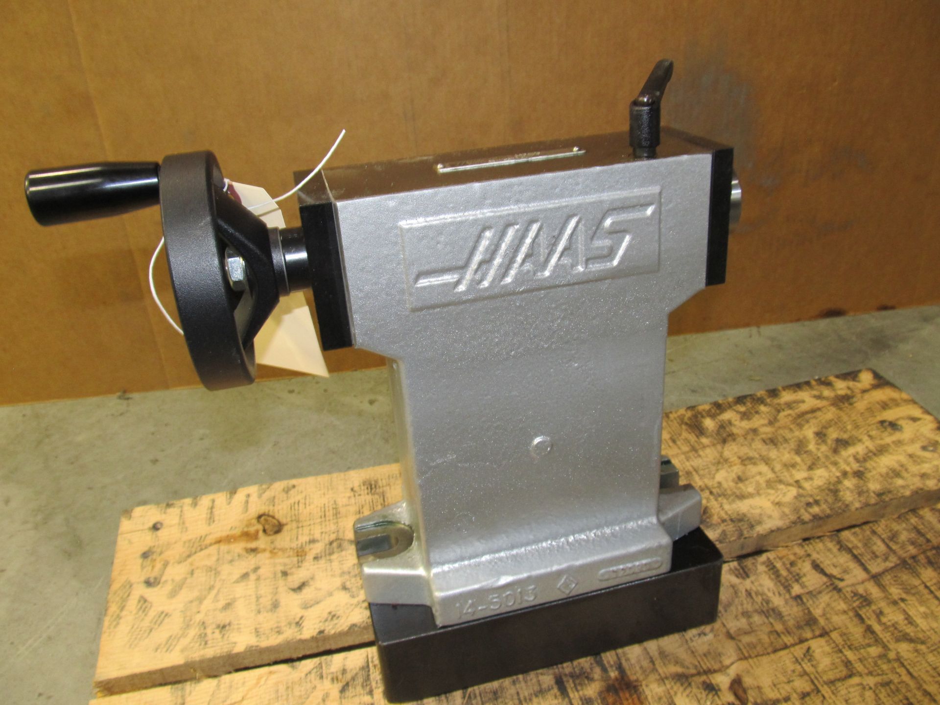HAAS HTS9 Manual Tail Stock - Image 2 of 4