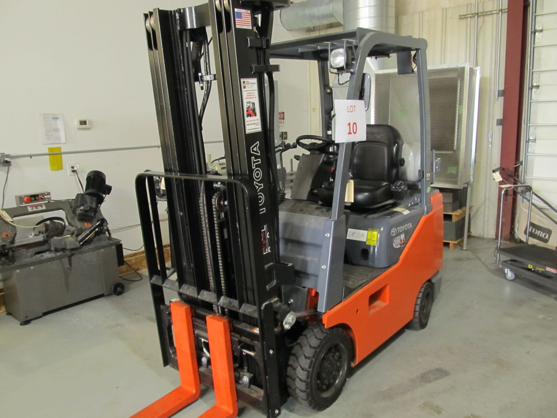 Toyota 8FGCSU20 Forklift (32 Hrs.) 4,000lb Capacity - Image 11 of 11