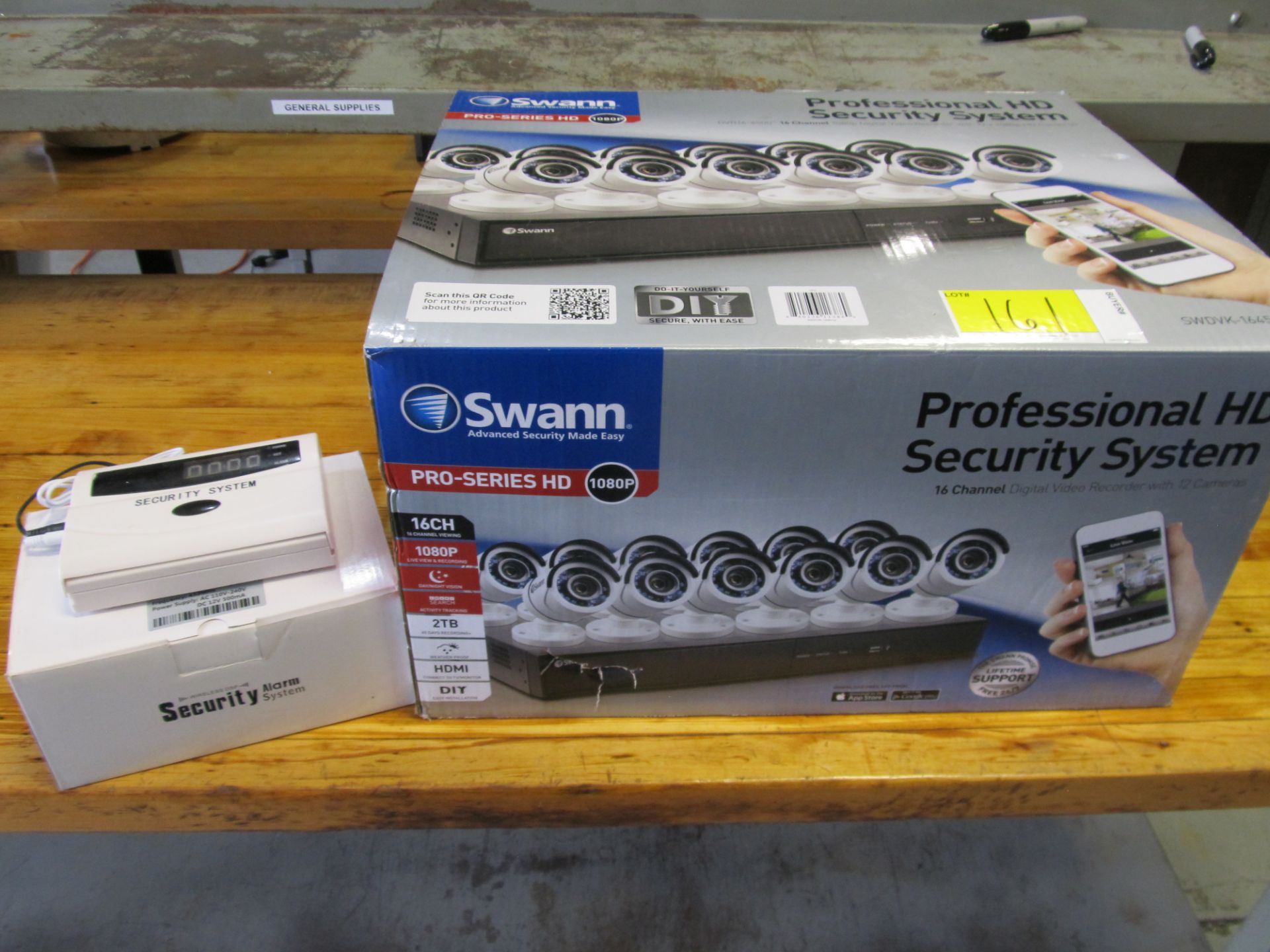 Swann HD Security Camera Kit w/ 12 Cameras - Image 2 of 5