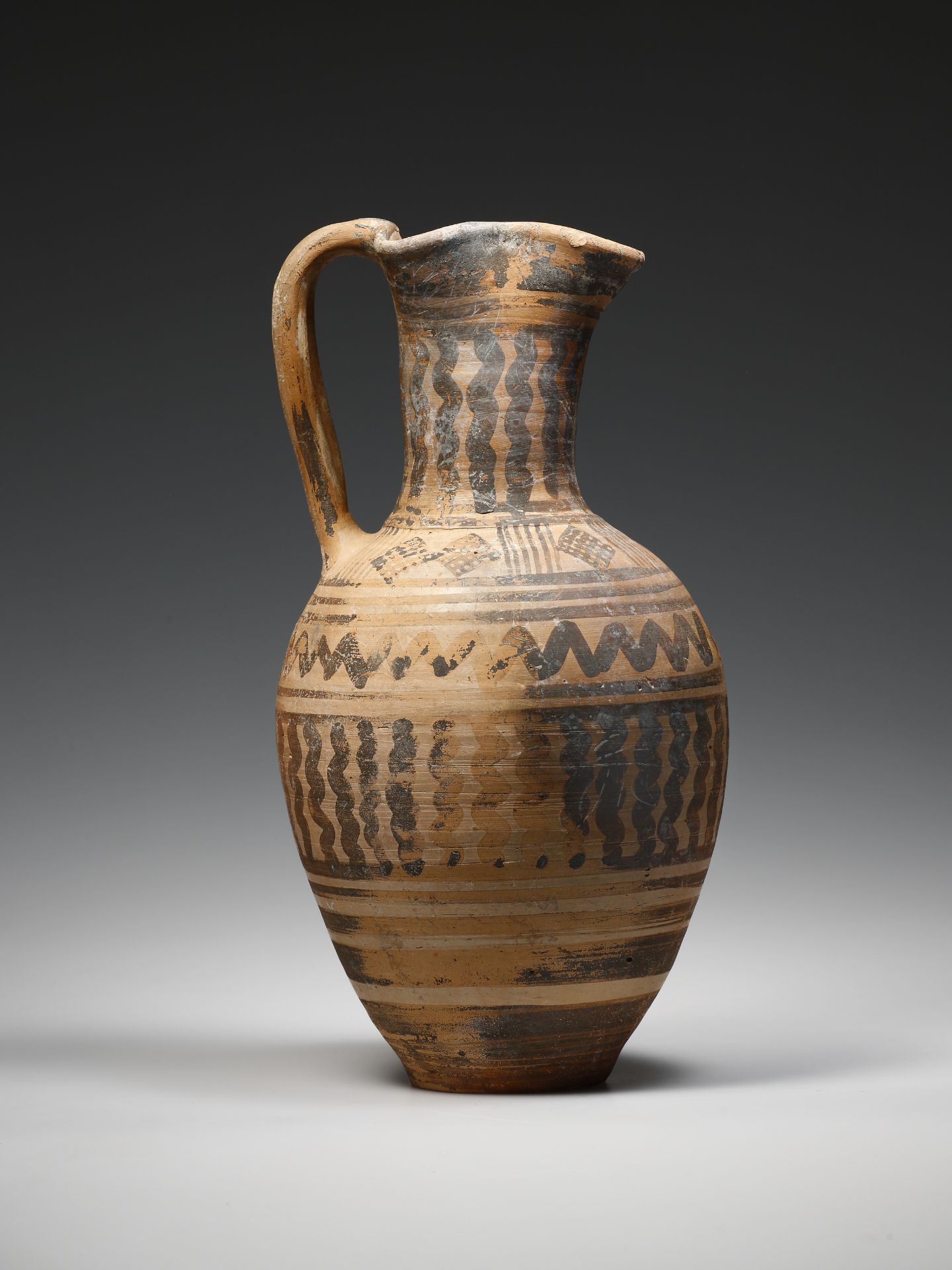 A Boeotian Late Geometric Oinochoe - Bild 3 aus 4