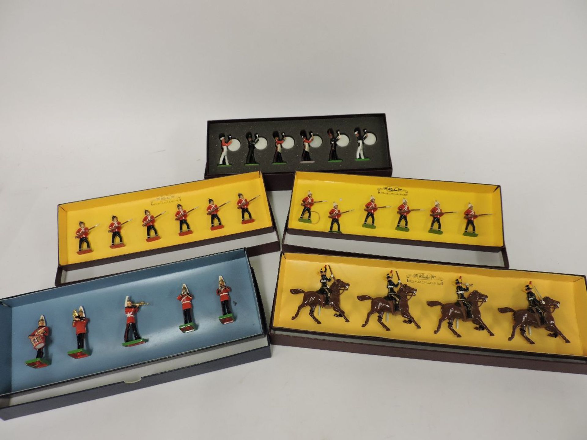 Britain's 'Special Collector's' edition figures, comprising Essex and Worcestershire Regiments,