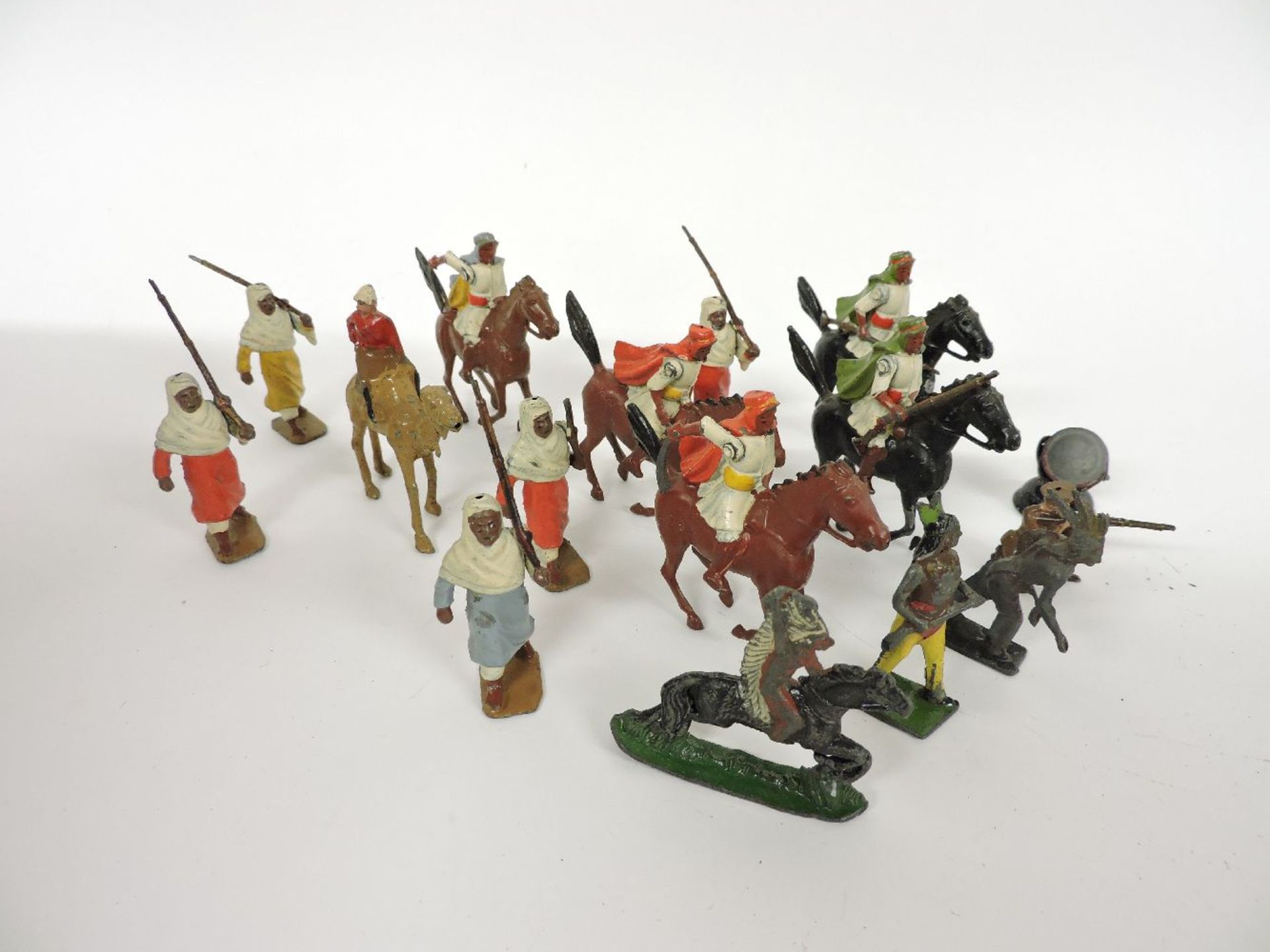 A large quantity of Britains Welsh Guard bandsmen and riflemen - Bild 3 aus 3