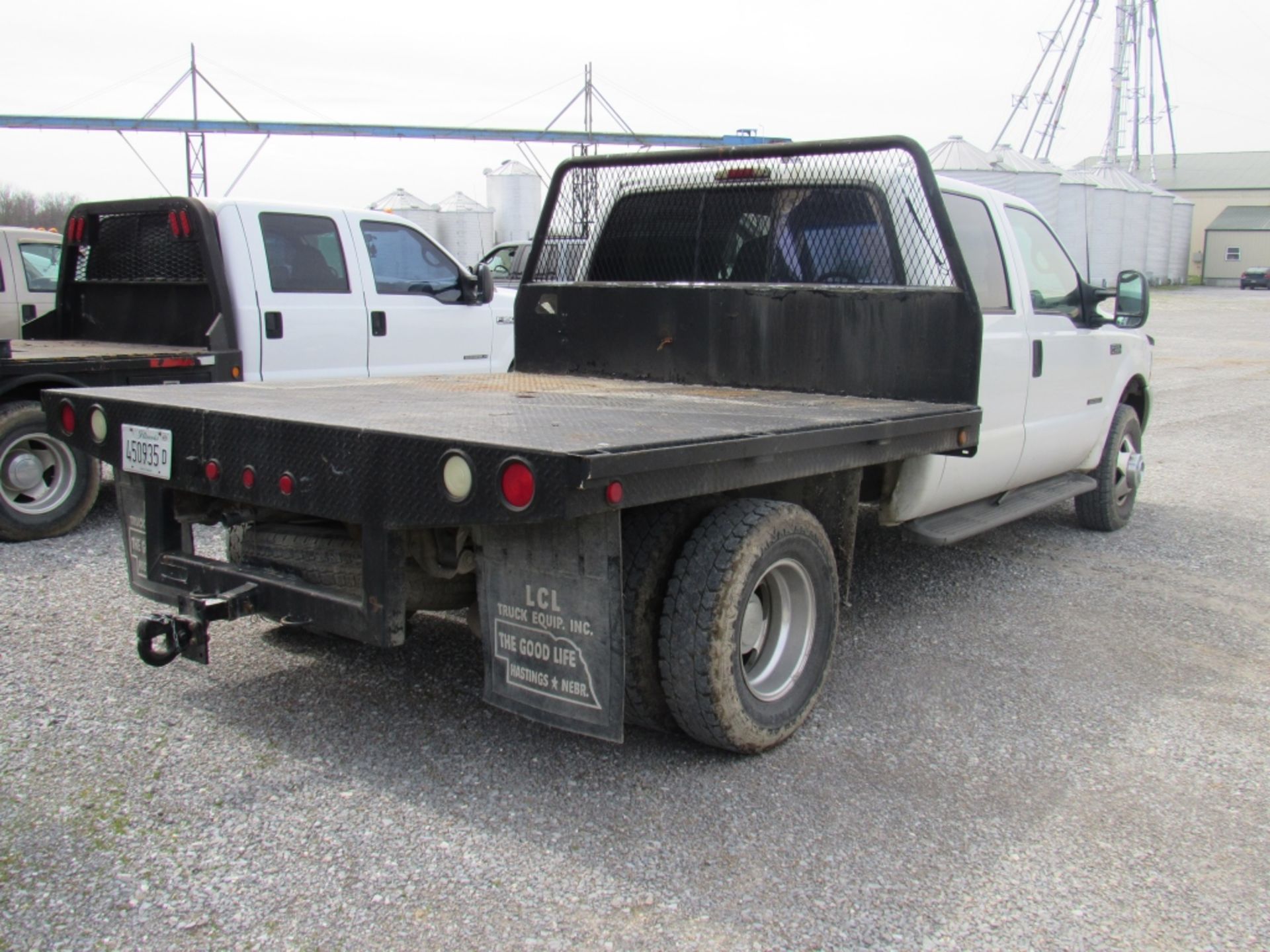 2001 Ford F350 Lariat Flatbed 4wd 7.3 L Powerstroke Diesel Engine - Image 6 of 21