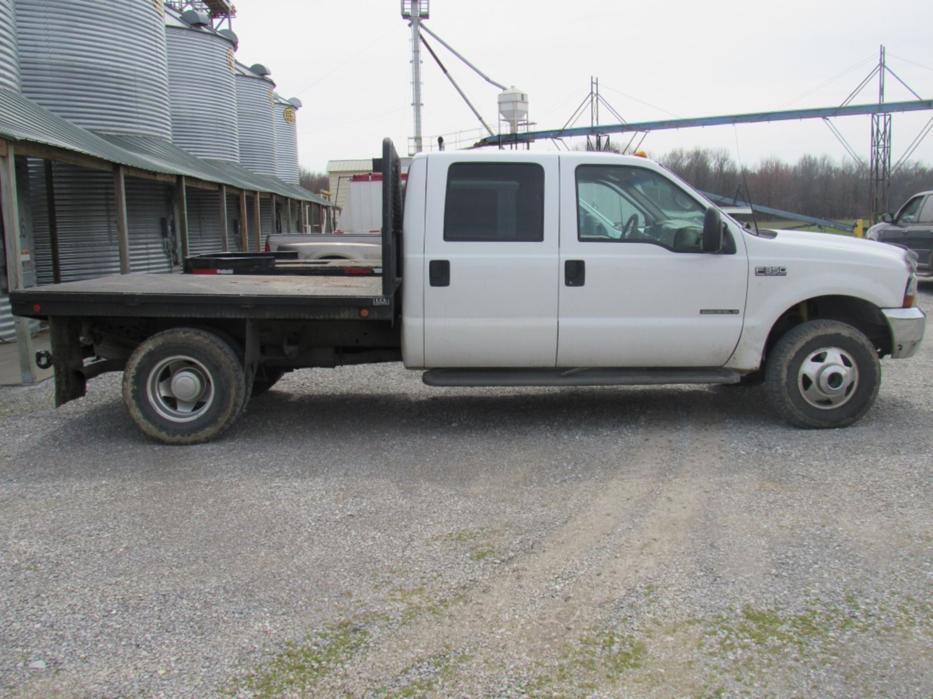 2001 Ford F350 Lariat Flatbed 4wd 7.3 L Powerstroke Diesel Engine - Image 7 of 21