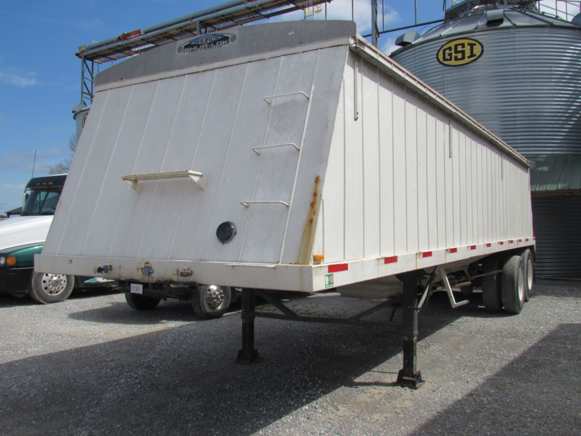 2001 White-Keene 30 Ft. 2 Hopper Bottom Trailer Steel - Image 3 of 11