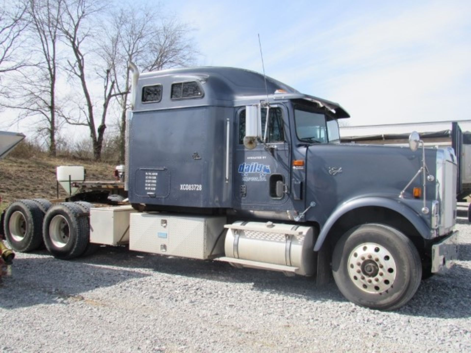 1998 International 9300 Eagle Pro Sleeper 60"