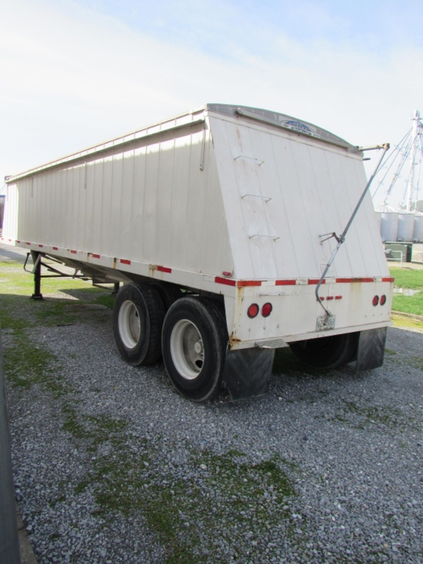 2001 White-Keene 30 Ft. 2 Hopper Bottom Trailer Steel - Image 5 of 11