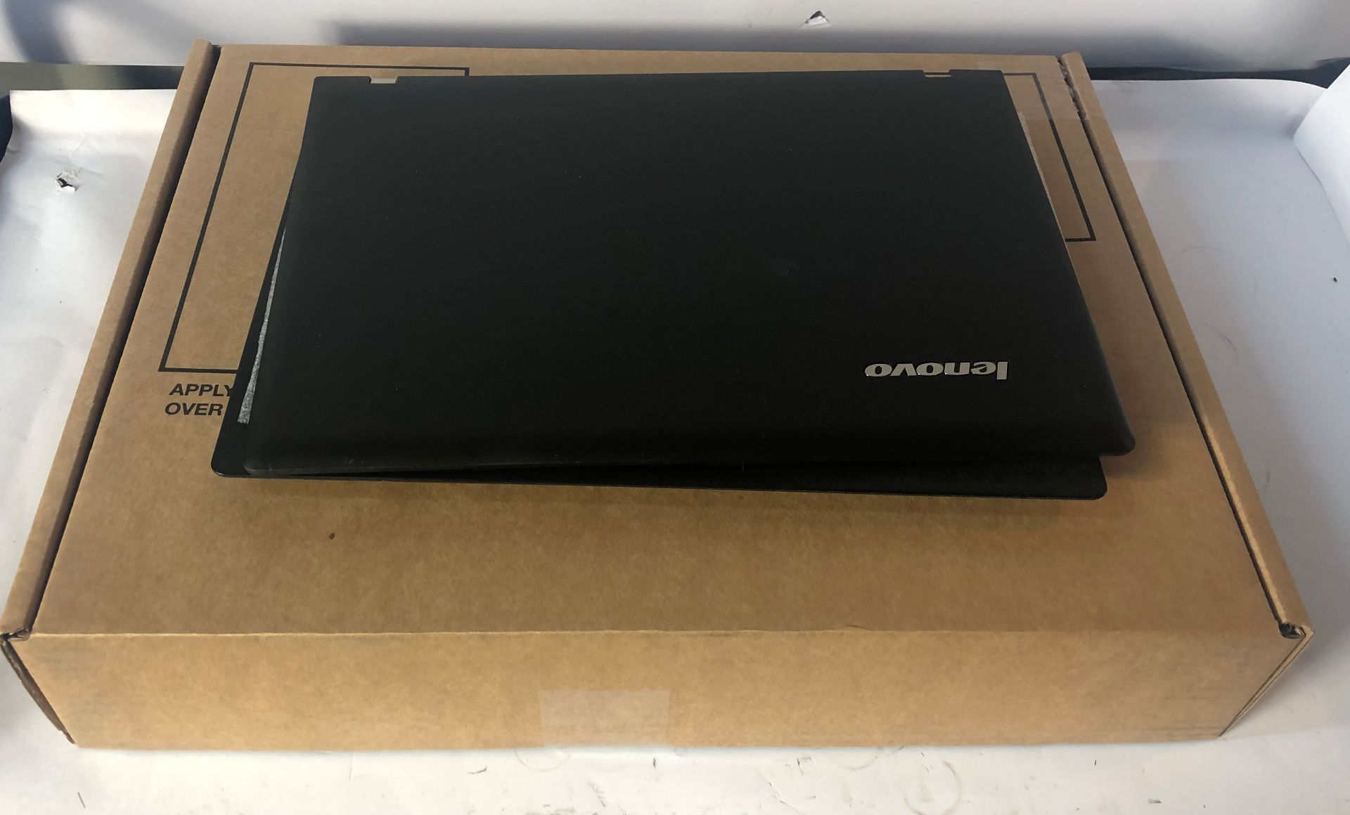 Lenovo E31 Laptop | Intel Core i3-5005U 2.00GHz - Image 2 of 6