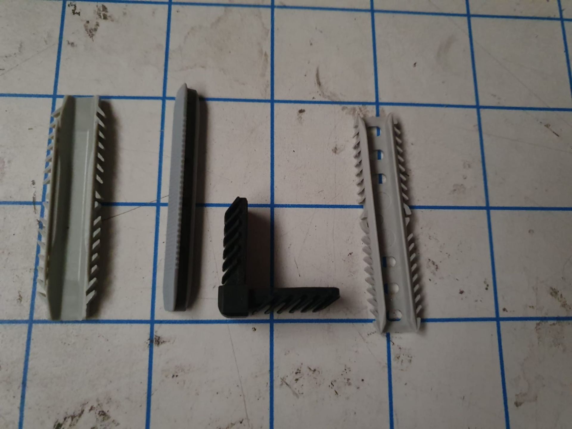 Quantity of Straight Connectors - Image 4 of 5