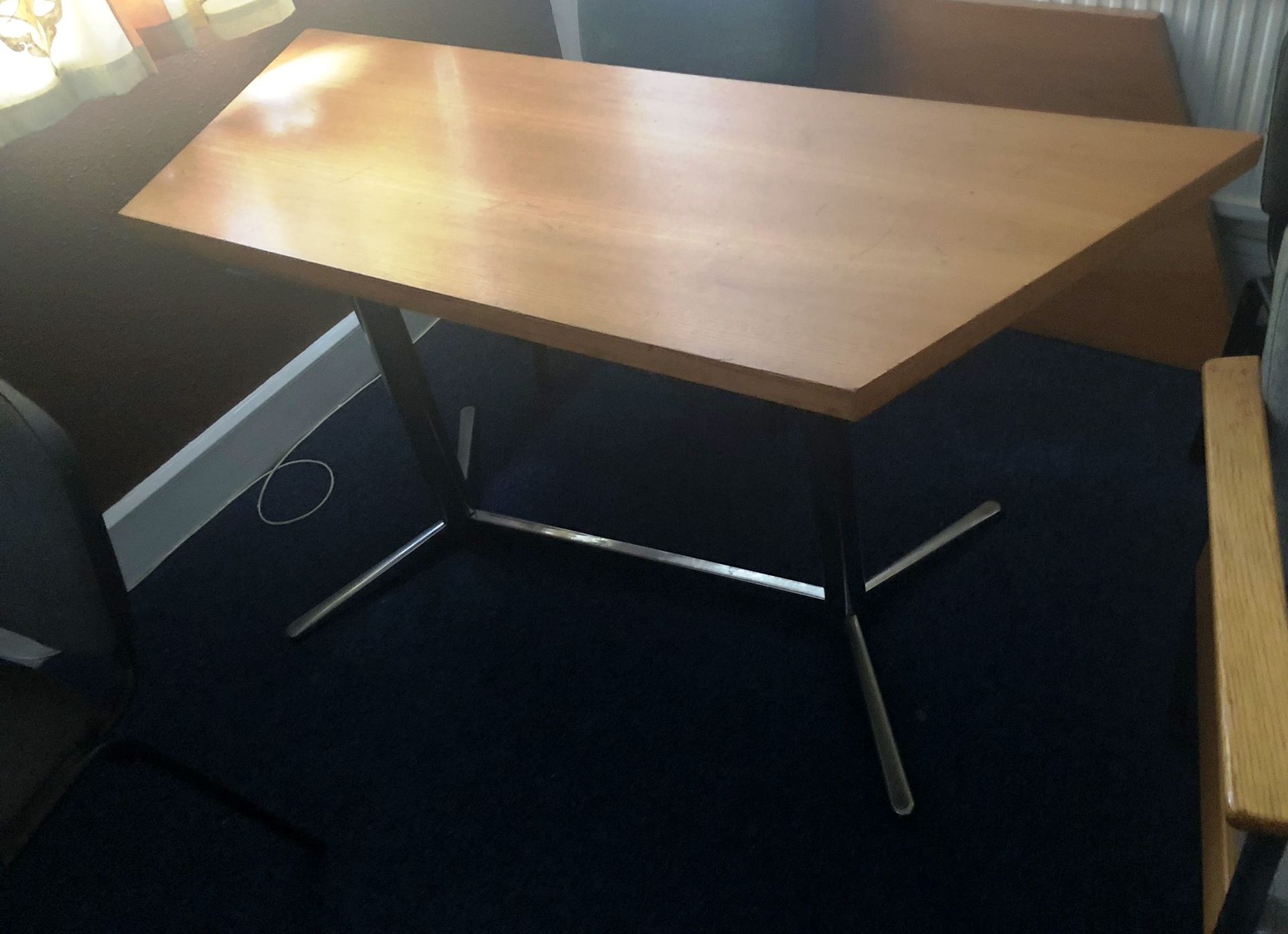 7 x Wooden Office Desks - Interchangeable - Image 3 of 3