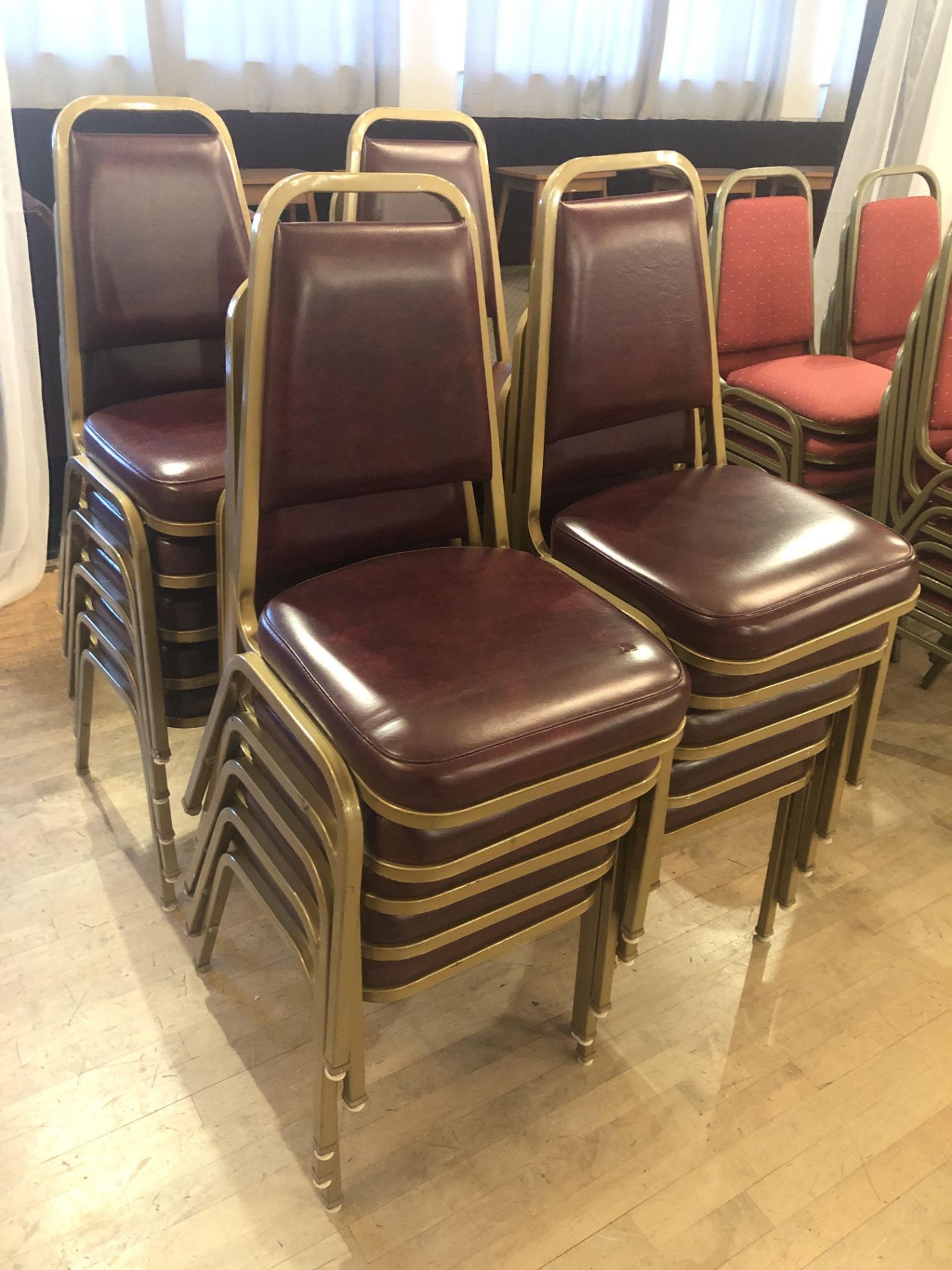 20 x Faux Leather Banquet Chairs in Maroon - Image 3 of 6