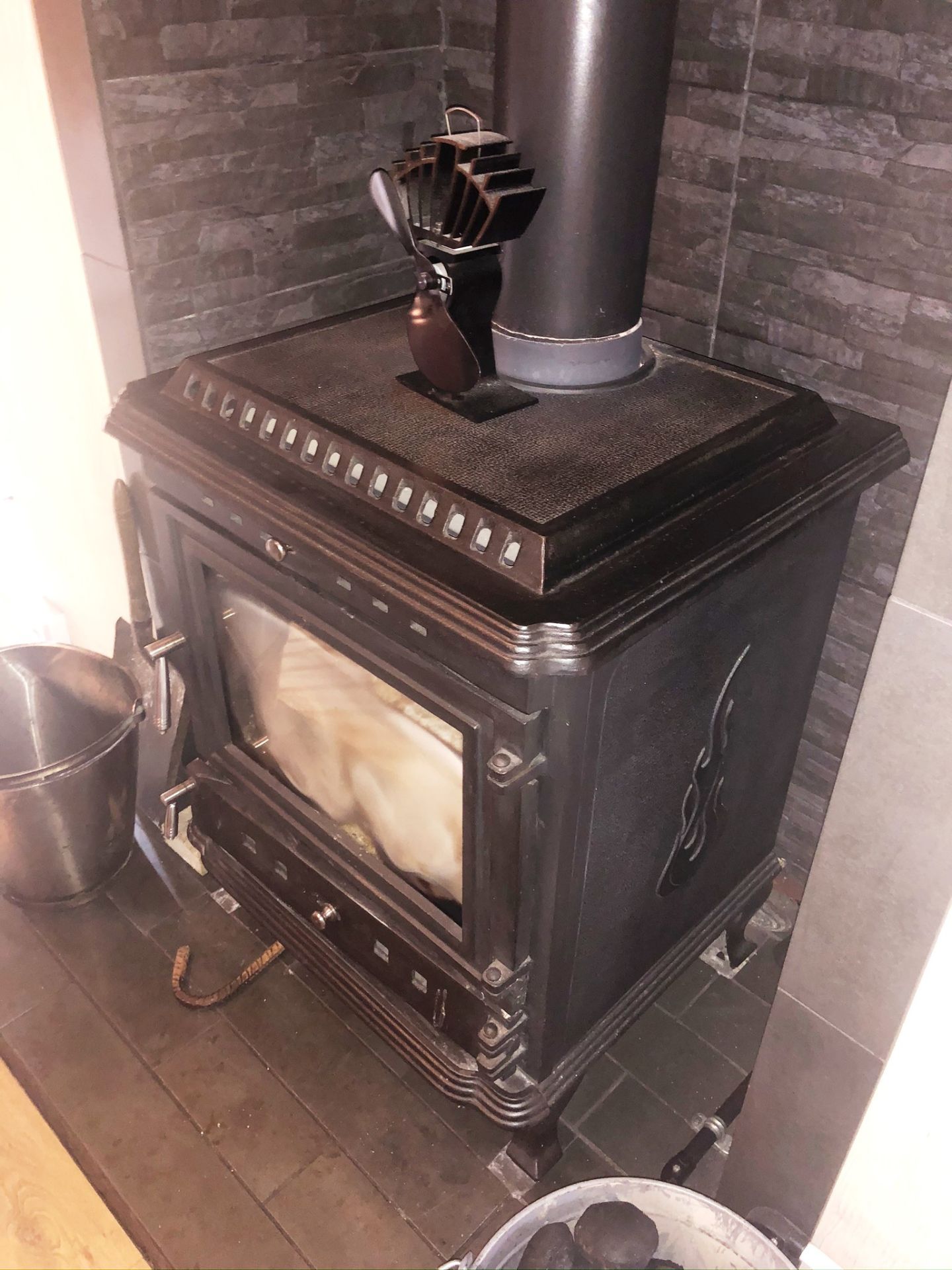 Cast Iron Log Burner | FLUE NOT INCLUDED - Image 4 of 5