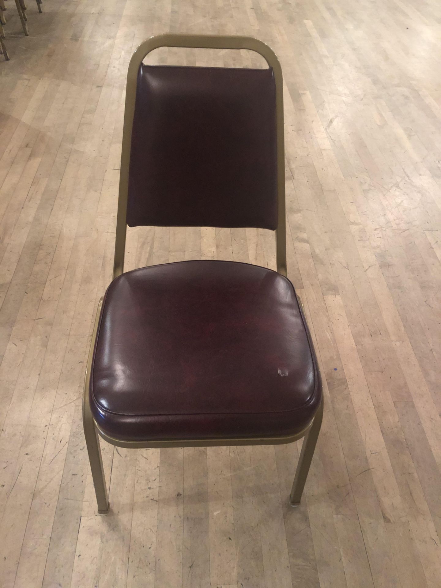 20 x Faux Leather Banquet Chairs in Maroon - Image 2 of 6