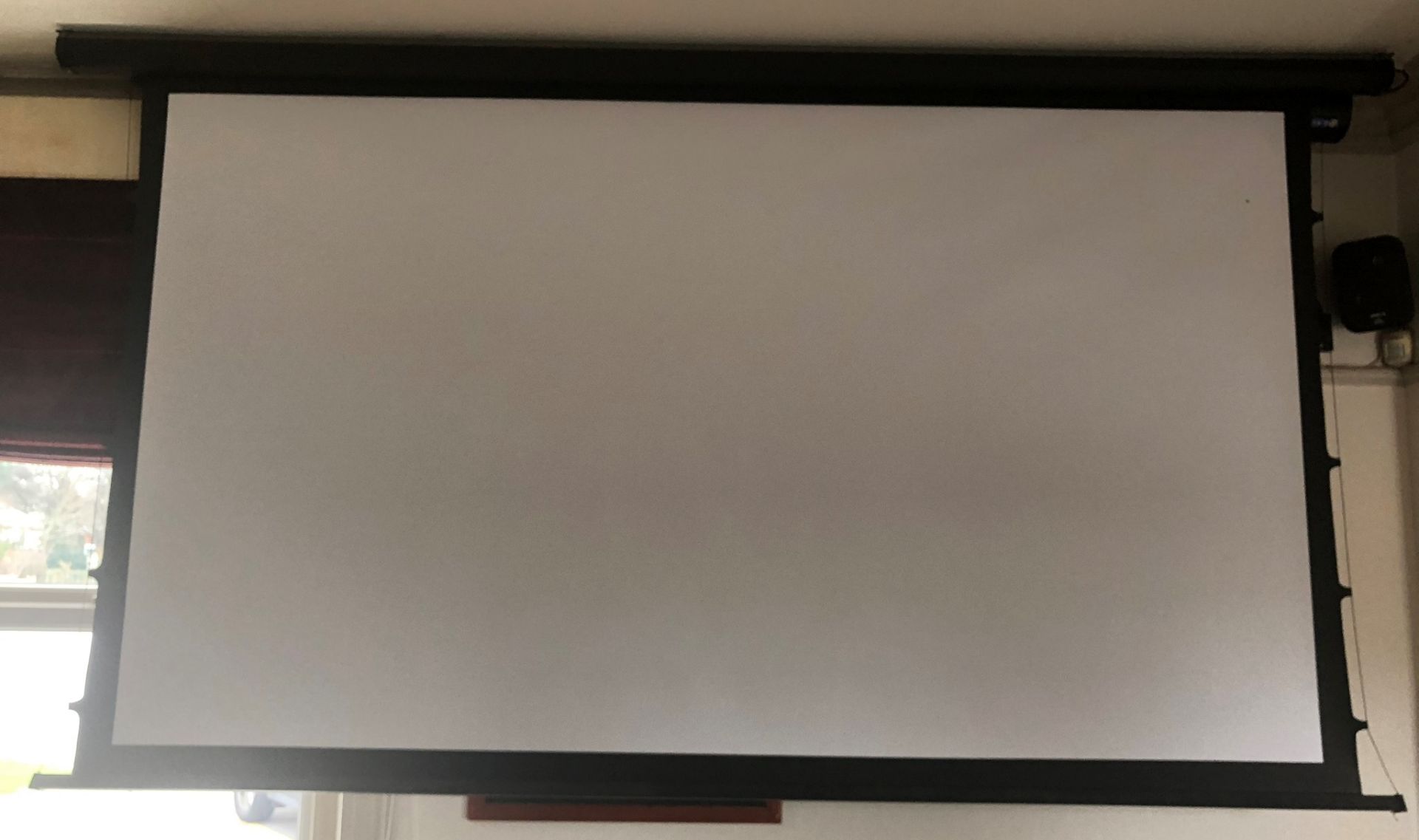 Benq LCD Projector w/ Electric Screen - Image 2 of 3