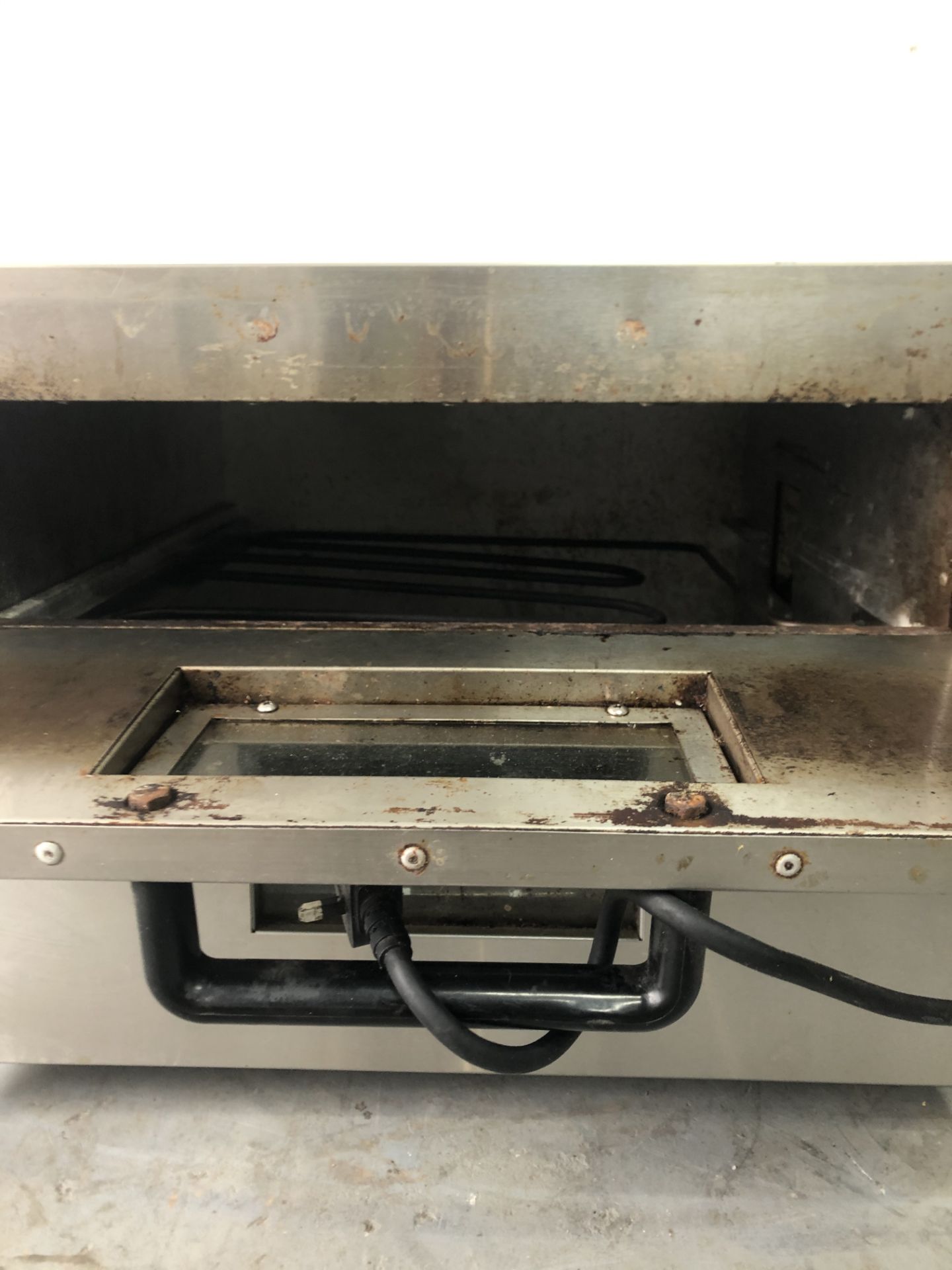 Electric pizza oven - Image 2 of 5