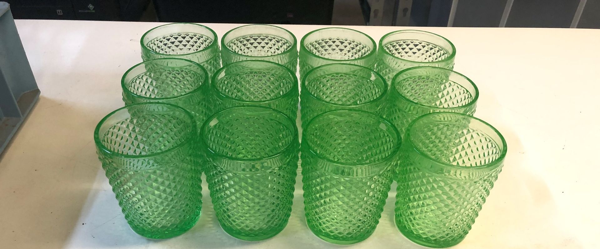 12 x Green Patterned Spirit Glasses - Image 2 of 3