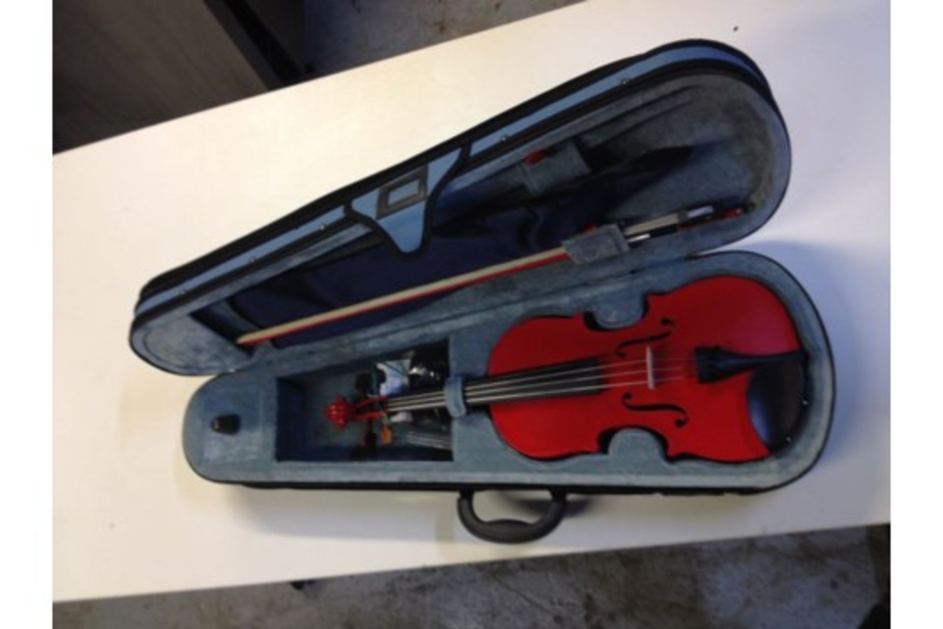 Harlequin 3/4 Violin w/case | RRP £118 - Image 2 of 6