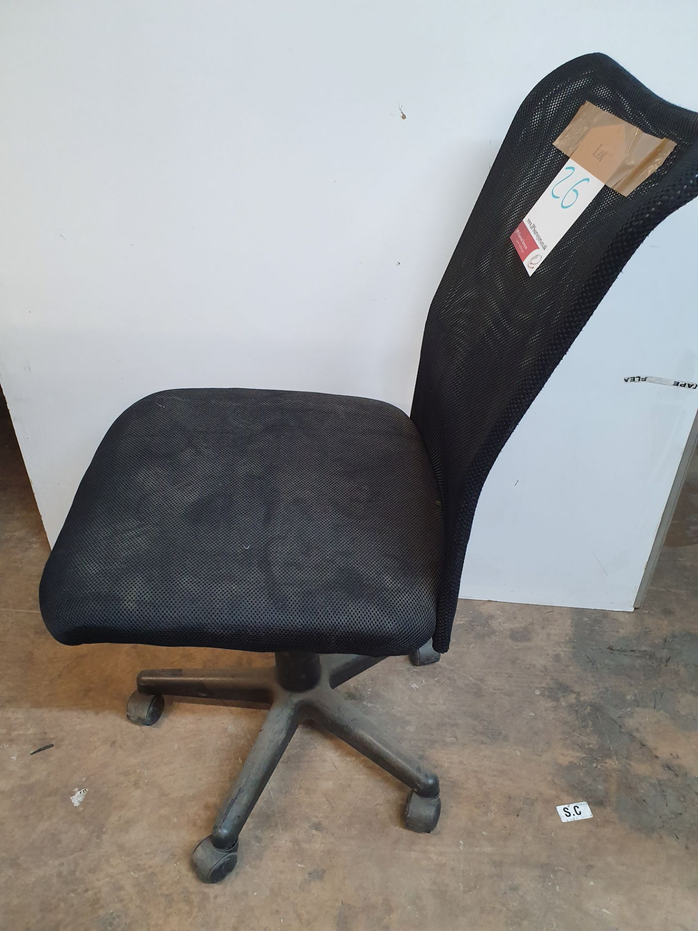 Mesh Backed Wheeled Office Chair - Image 2 of 2