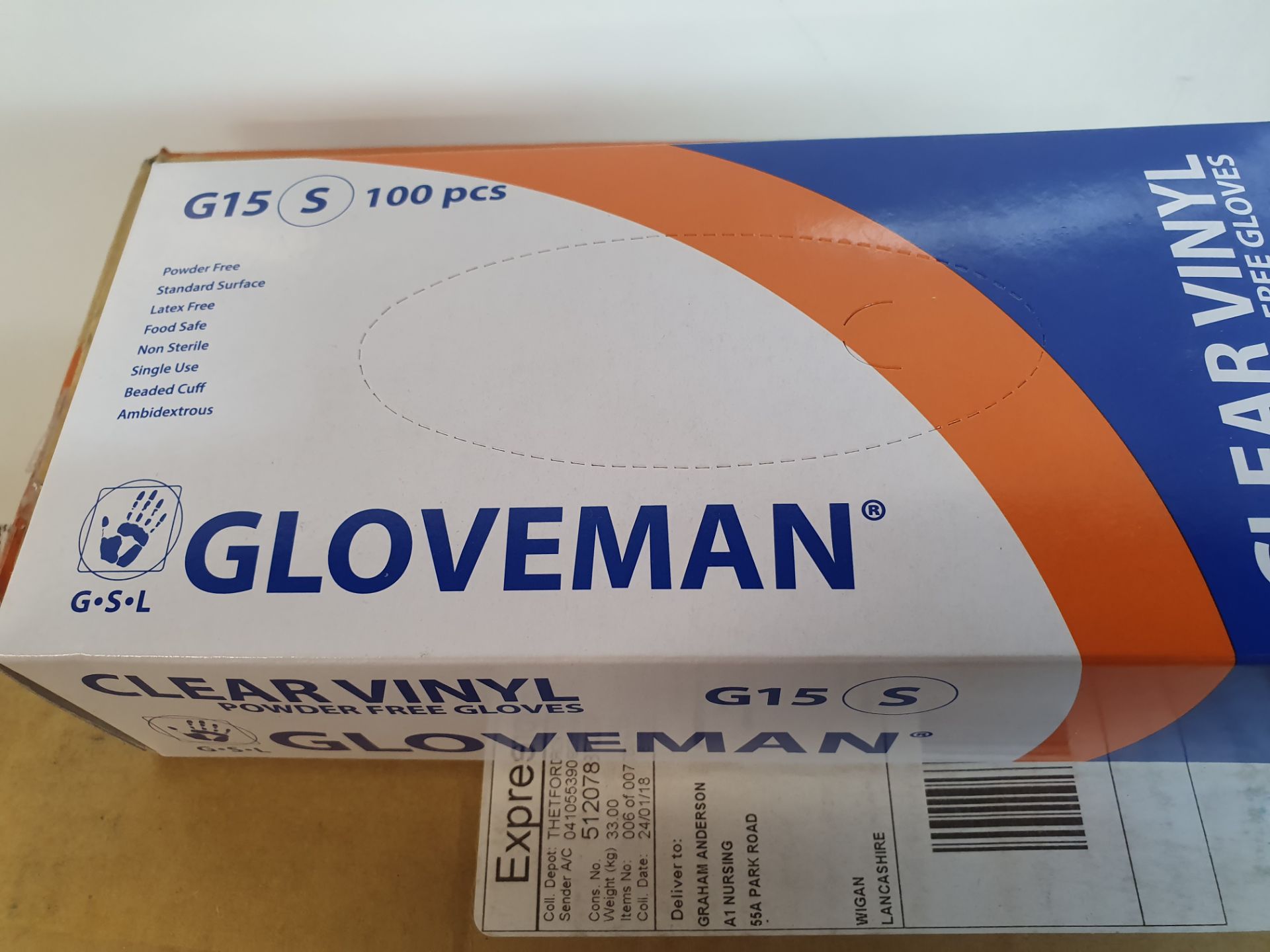 2600 Small Clear Vinyl Medical Gloves - Image 2 of 3