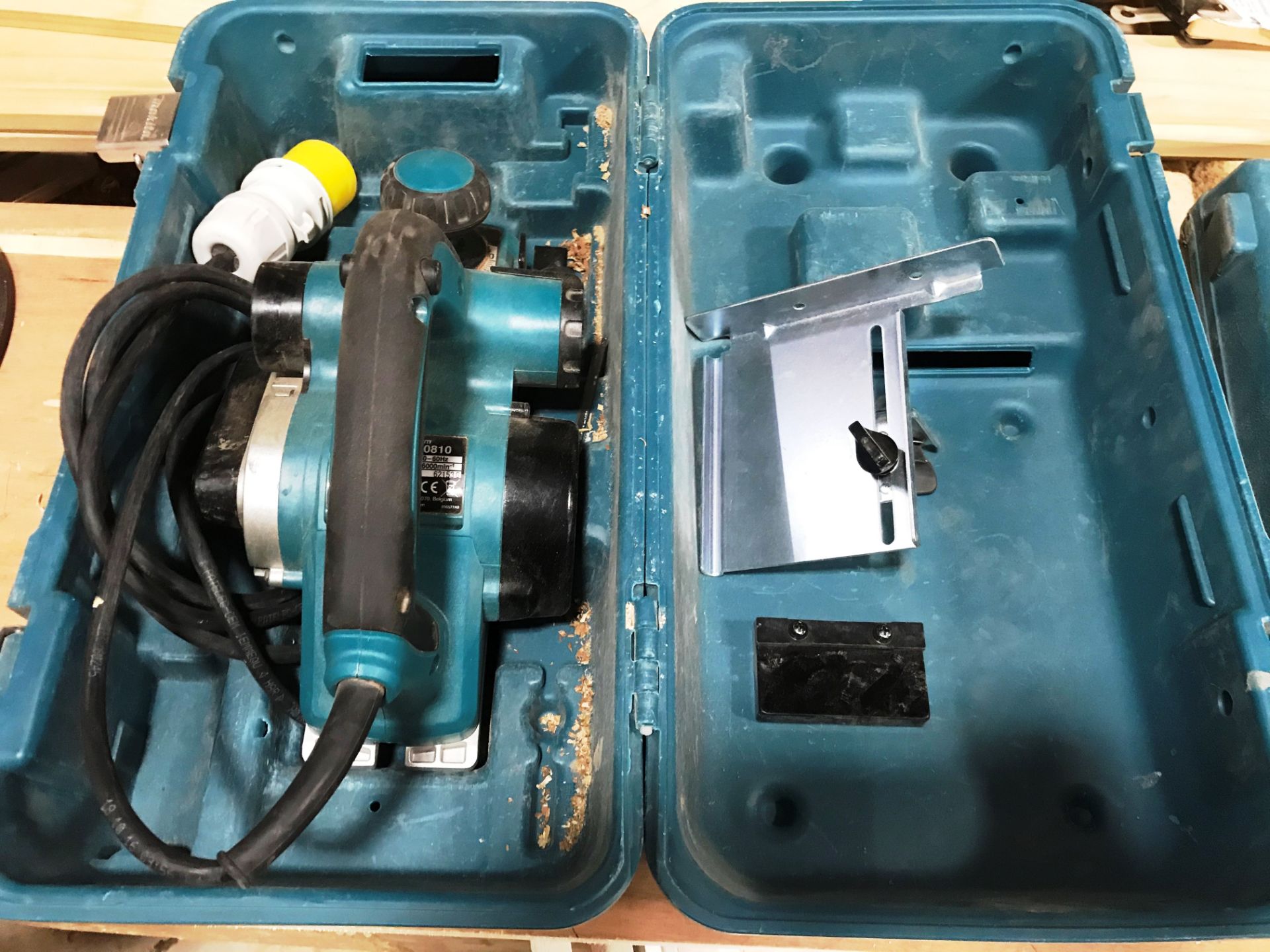 Makita KP0810 Power Planer w/ Case | 110V | YOM: 2017