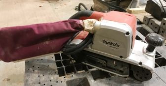 Makita M9400 Electric Belt Sander | 240V | YOM: 2017