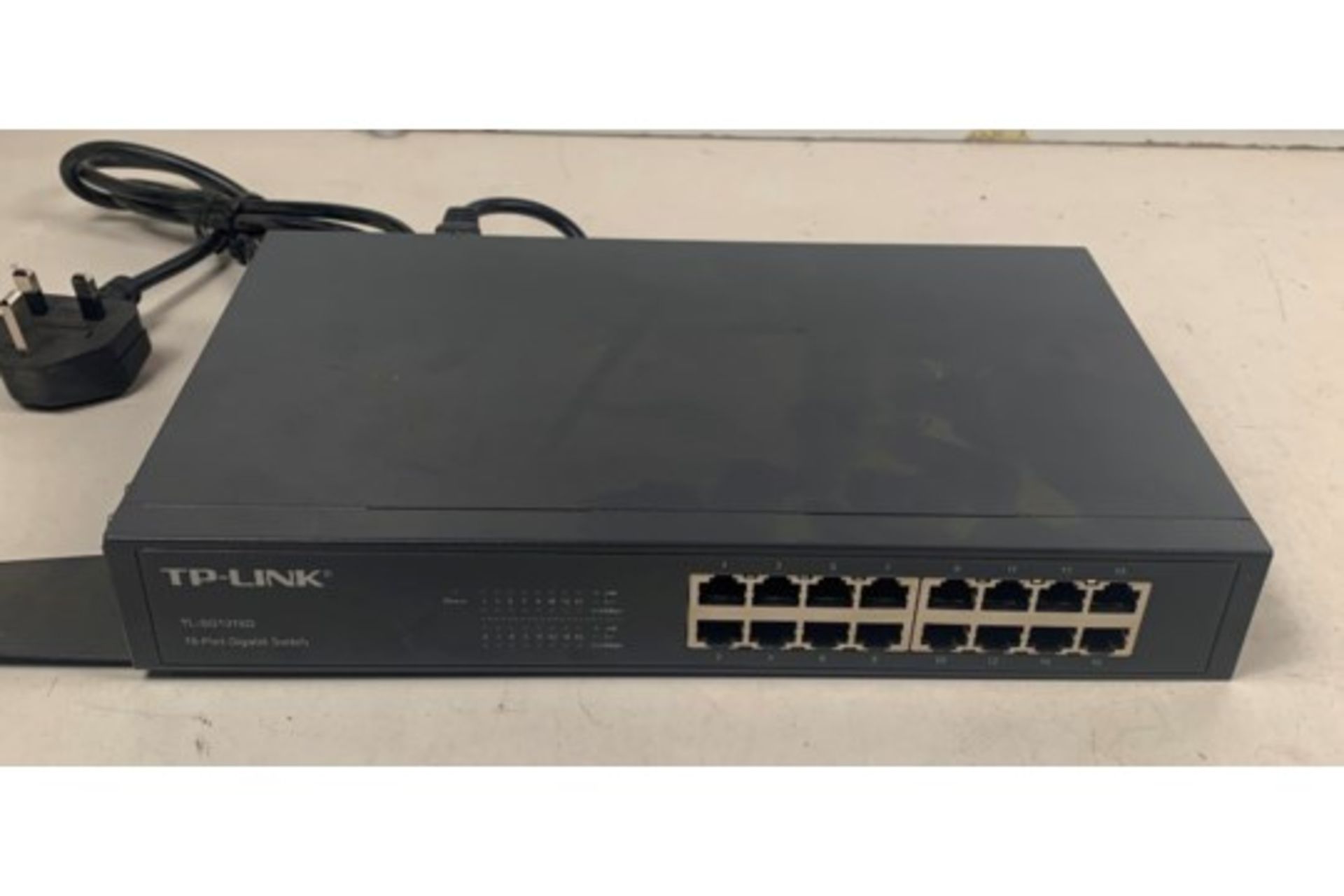 TP-Link TL-SG1016D 16 port gigabit switch