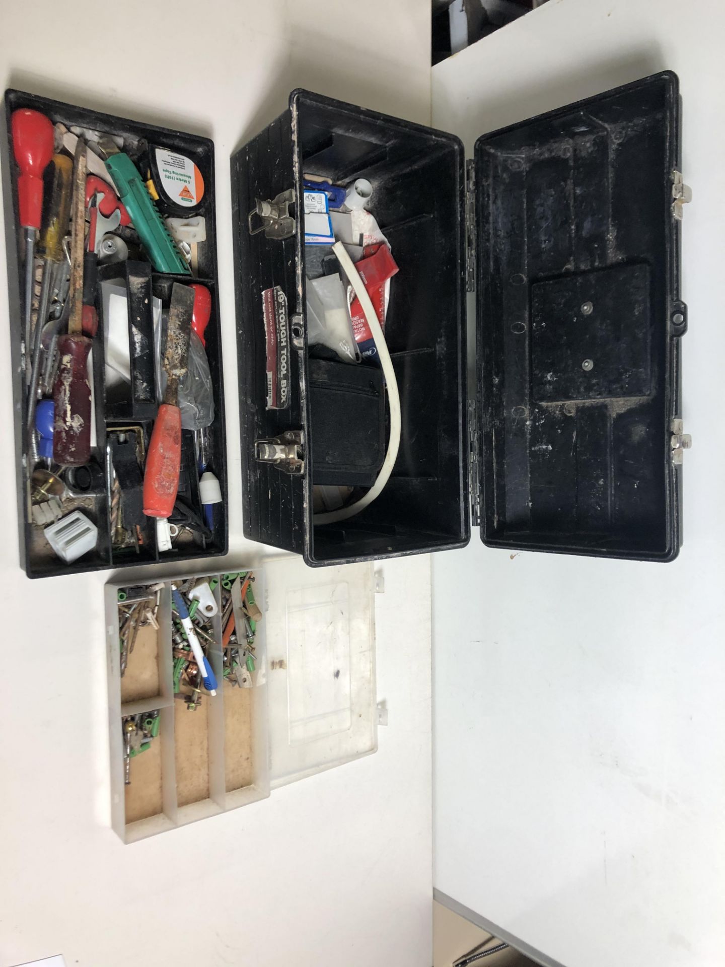 19" touch tool box with various tools inside - Image 2 of 5