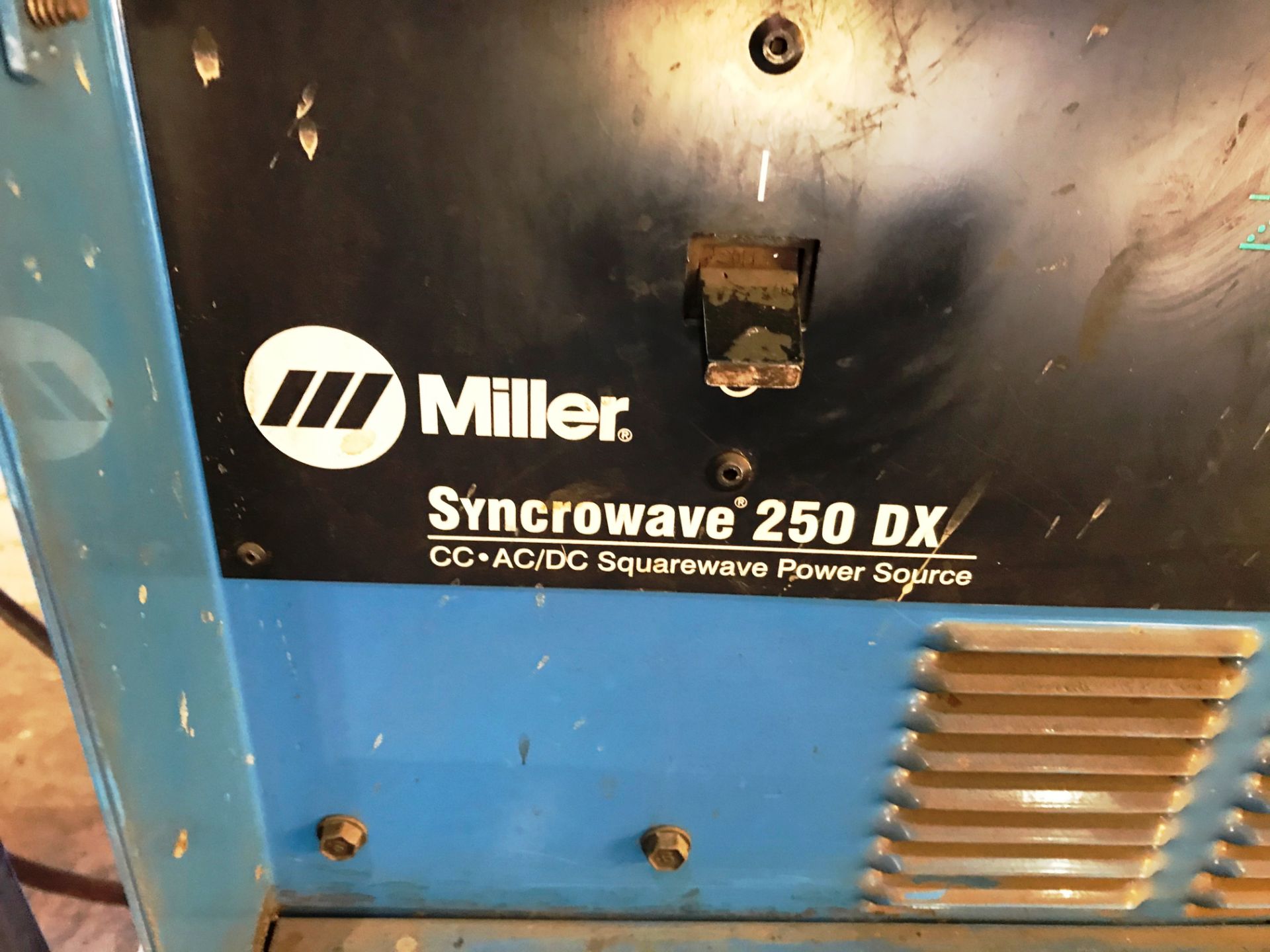 Miller Syncrowave 250 DX Tig Welder w/ Miller Intercool, Clamp & Welding Gun - Image 3 of 8