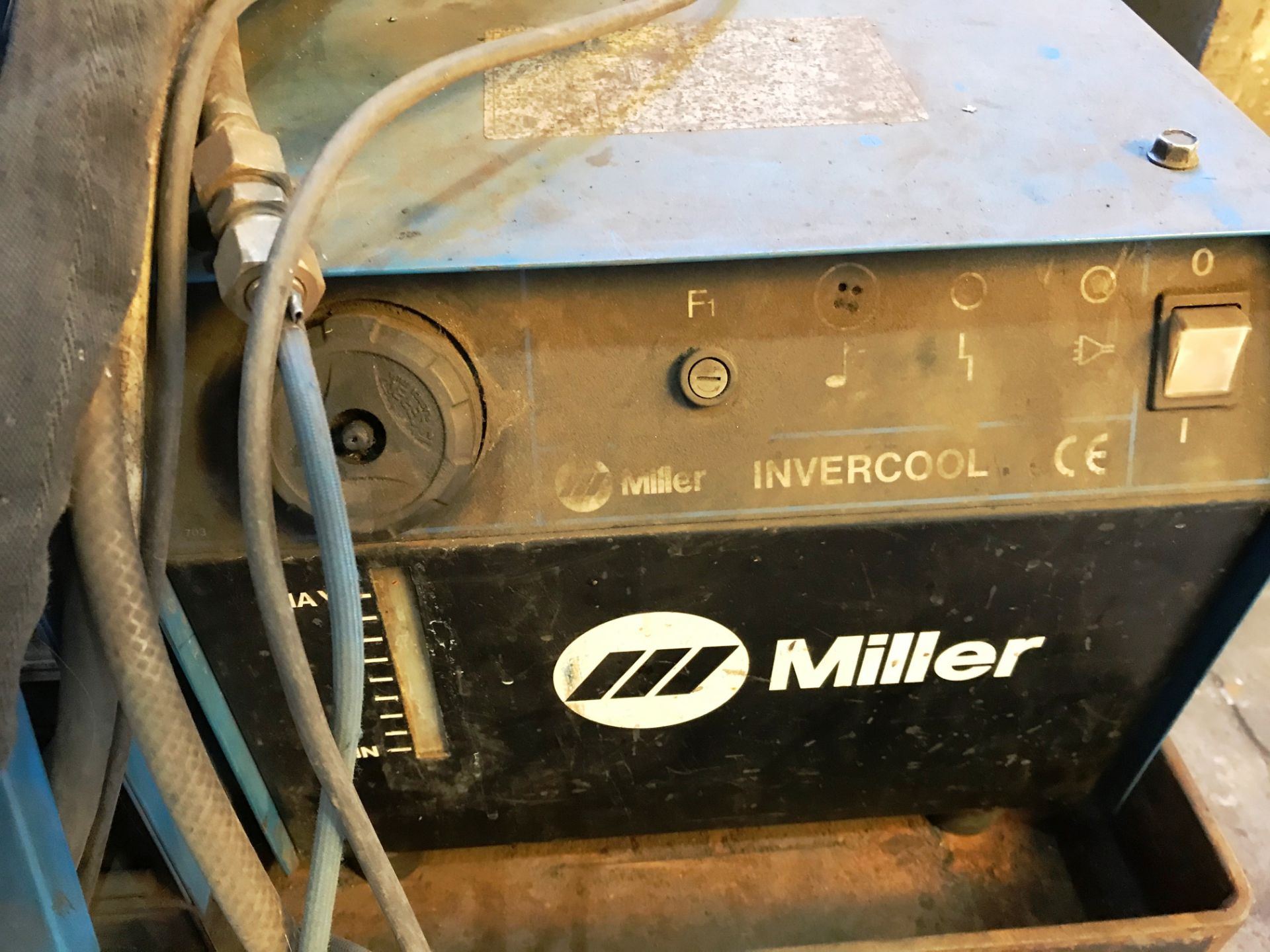 Miller Syncrowave 250 DX Tig Welder w/ Miller Intercool, Clamp & Welding Gun - Image 5 of 8