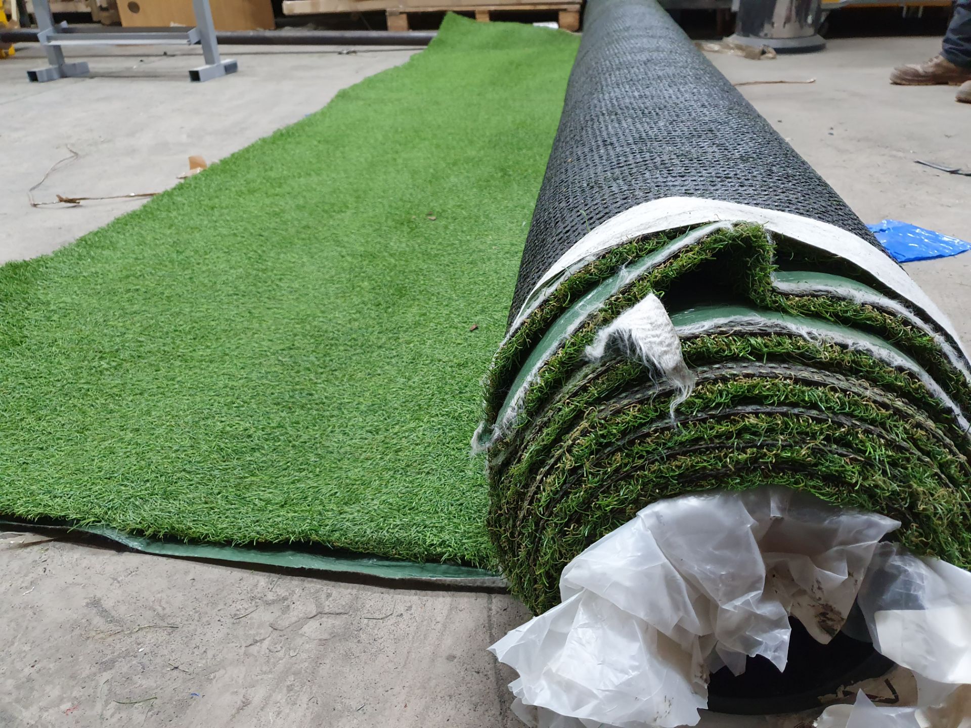 Roll of Green Artificial Grass | Approximate size: 4m x 6m