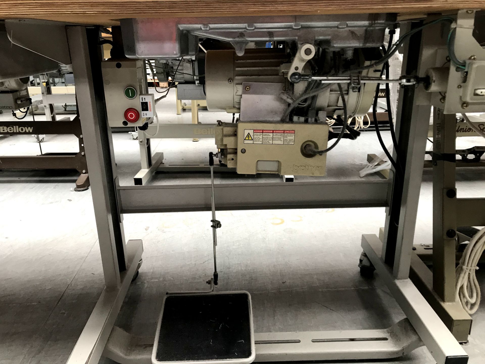 Brother DB2-B724-405 single needle lockstitch sewing machine with E40 controller - Image 4 of 7