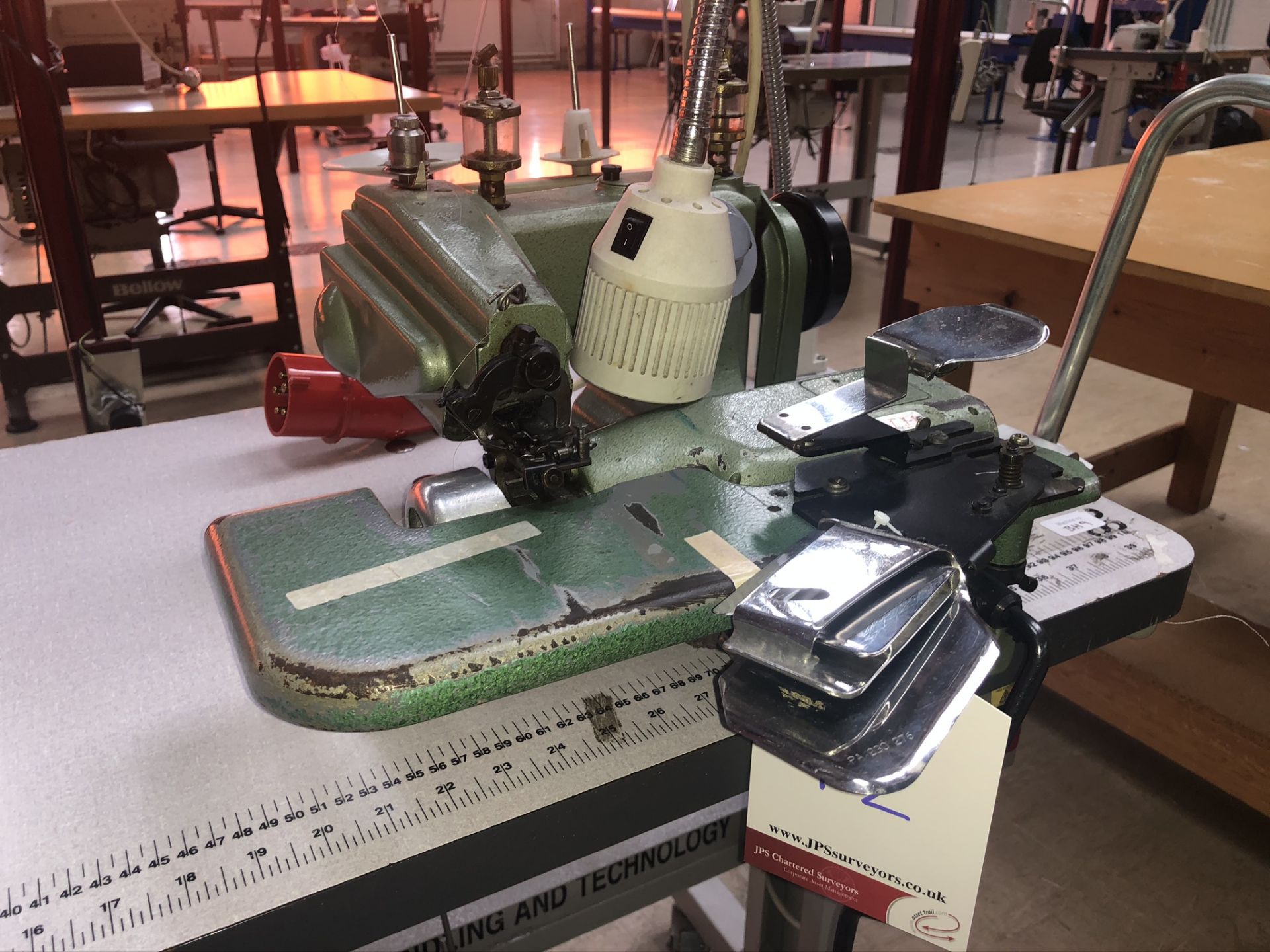 Blindstitch sewing machine