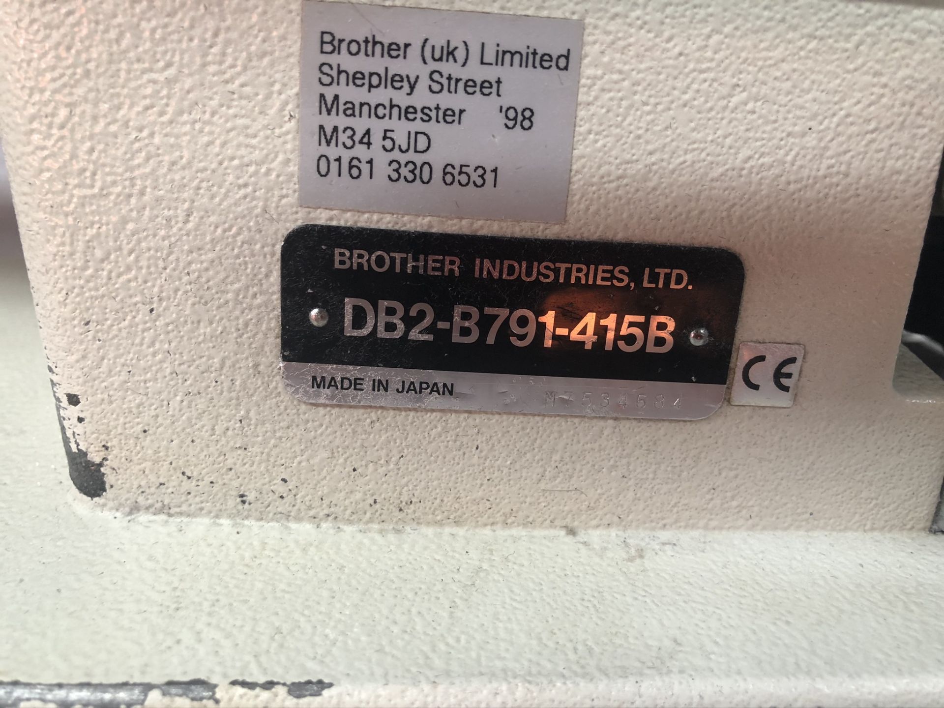 Brother DB2-B791-415B automatic needle feed lockstitch sewing machine w/ F40 control unit - Image 5 of 12