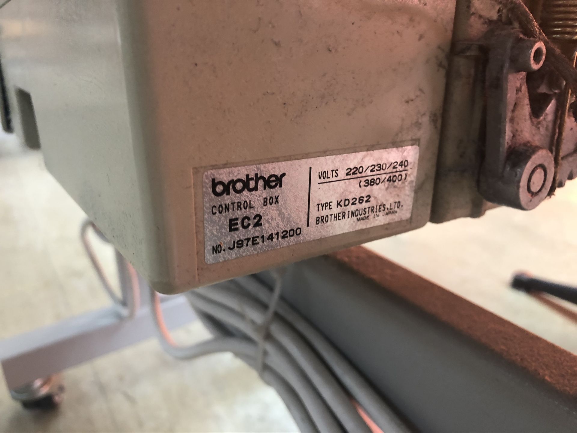 Brother DB2-B791-415B automatic needle feed lockstitch sewing machine w/ F40 control unit - Image 11 of 12
