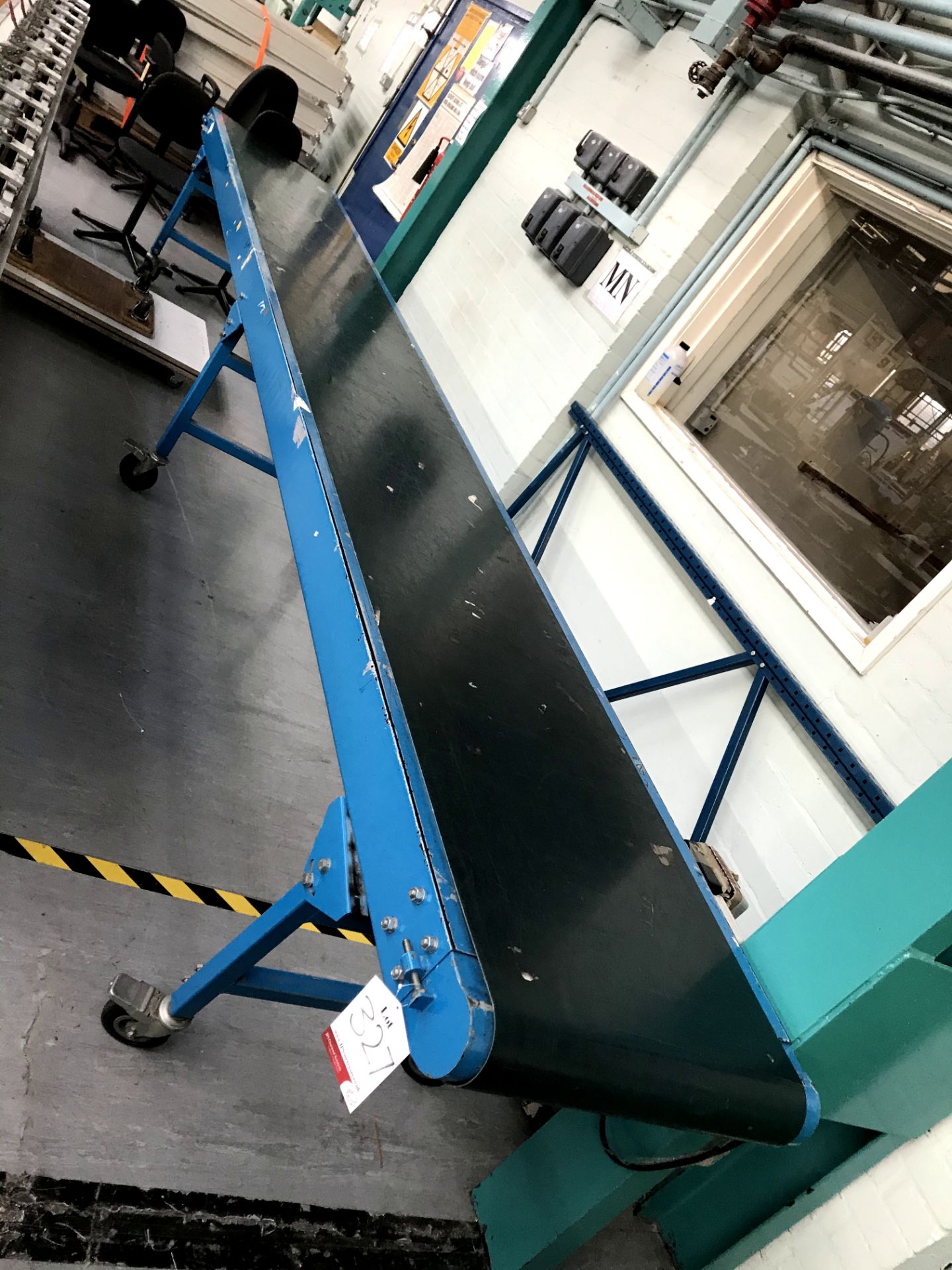 Belt Conveyor with Control Switches