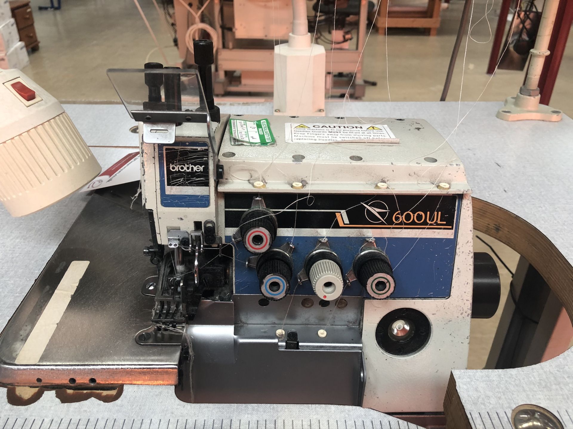 Brother 600UL 5 thread overlock sewing machine