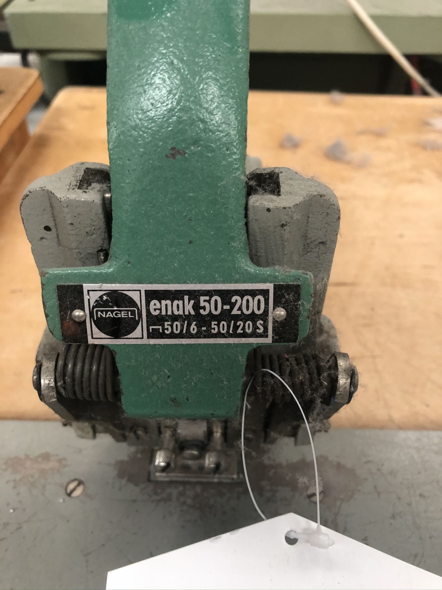 2 x Enak 50-200 industrial staplers - Image 3 of 7