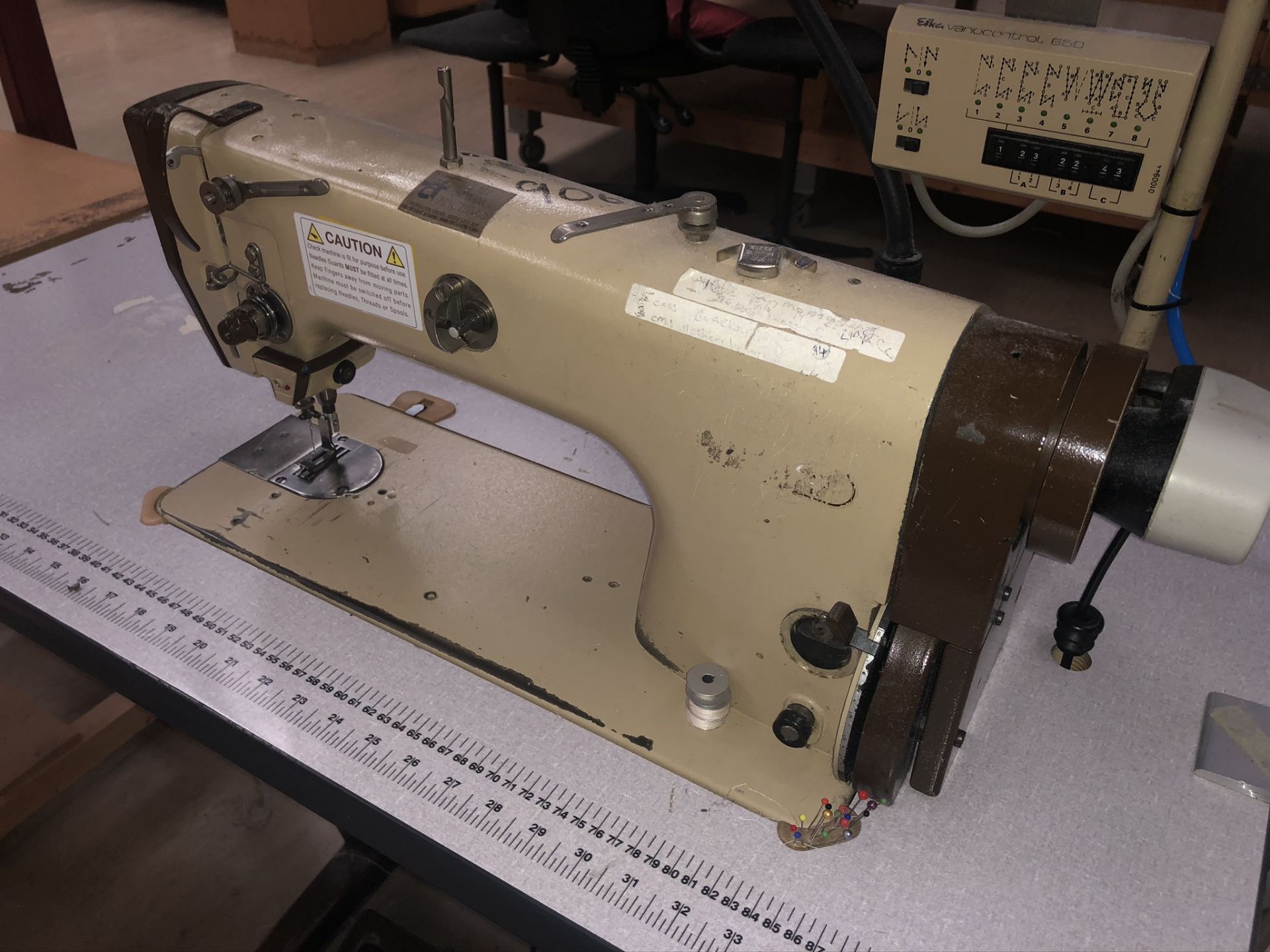 PFAFF KI-481 lockstitch sewing machine w/ Efke variocontrol - Image 4 of 6