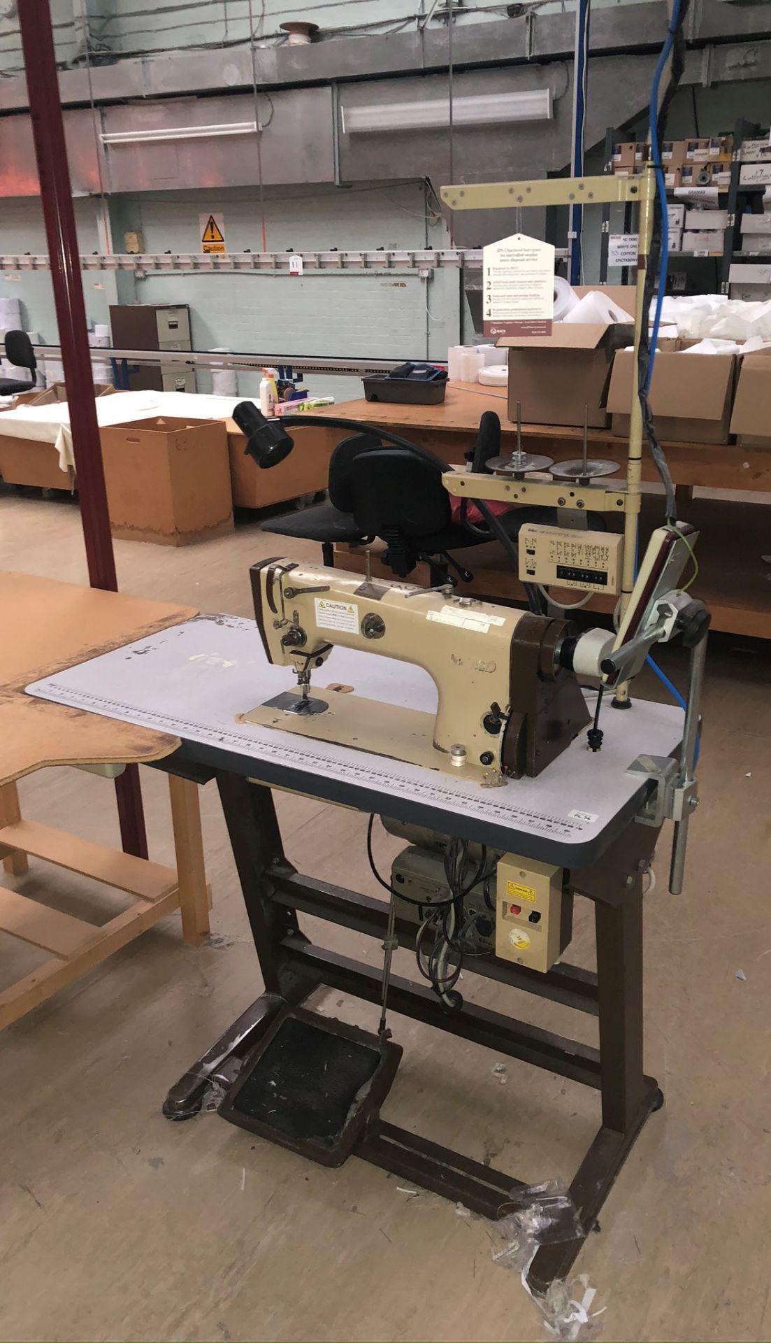 PFAFF KI-483-G single needle lockstitch sewing machine w/ Racing feeder - Image 8 of 9