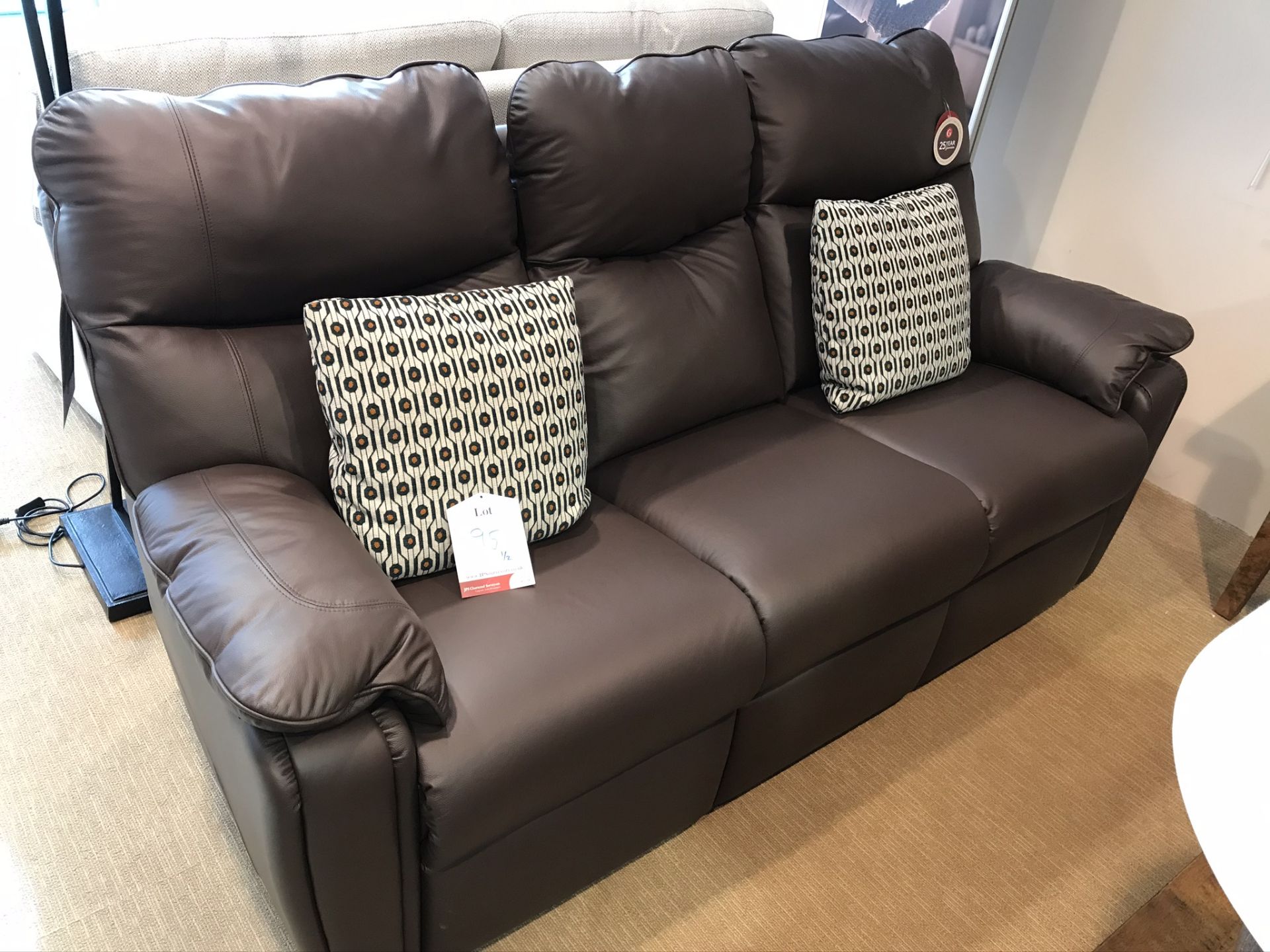 Ex Display G Plan Henley Leather 3 Seater Sofa & Electric Reclining Chair - Oxford Chocolate - RRP£4 - Image 2 of 4