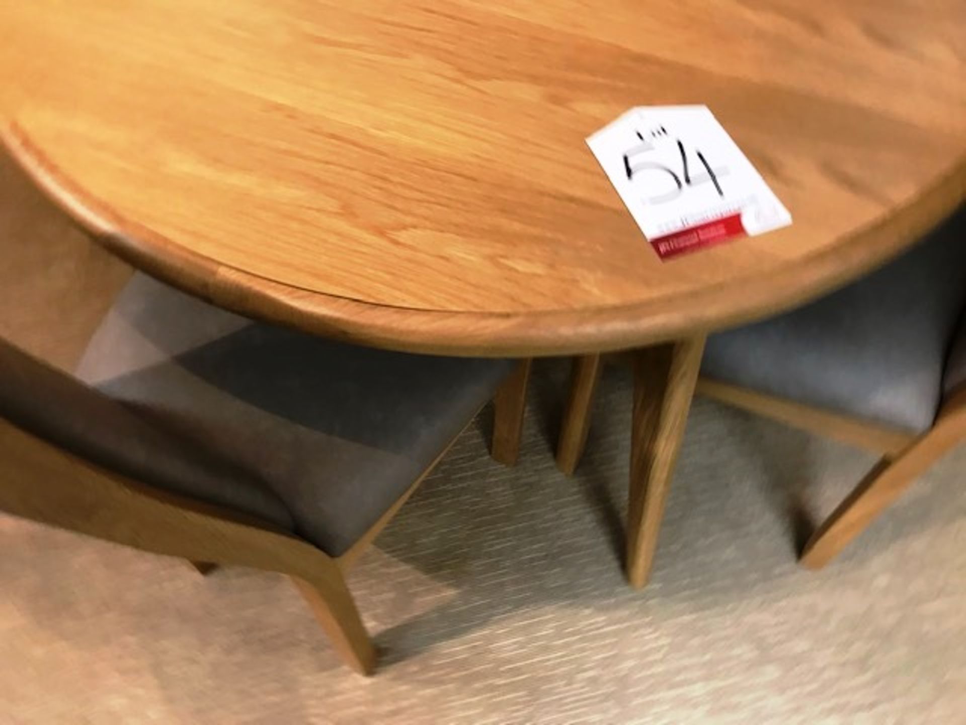 Ex Display Winsor Stockholm Small Round Extending Dining Table w/ 4 x Dining Chairs - RRP£1,158 - Image 2 of 5