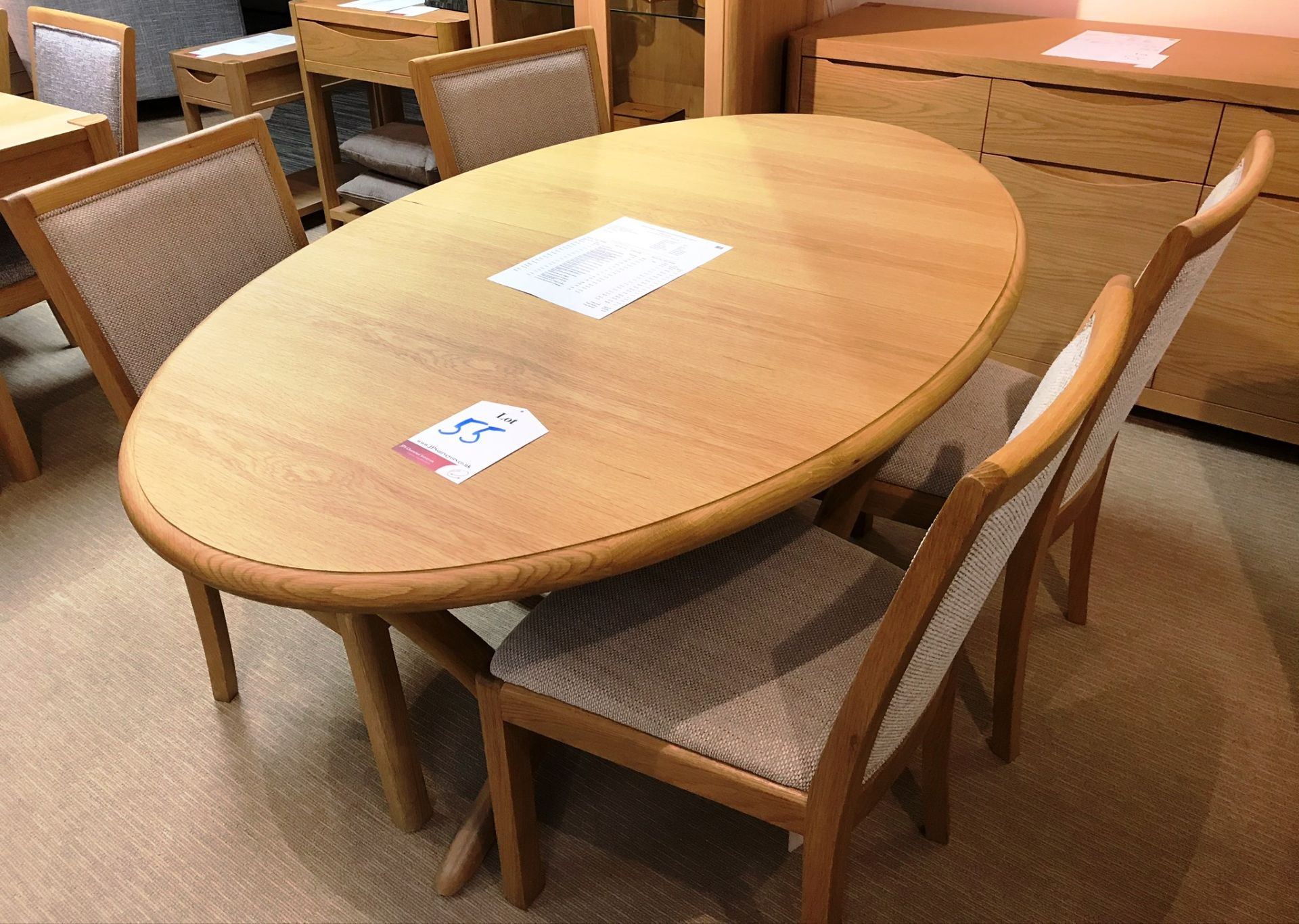 Ex Display Winsor Stockholm Oval Extending Dining Table w/ 4 x Dining Chairs - RRP£2,238