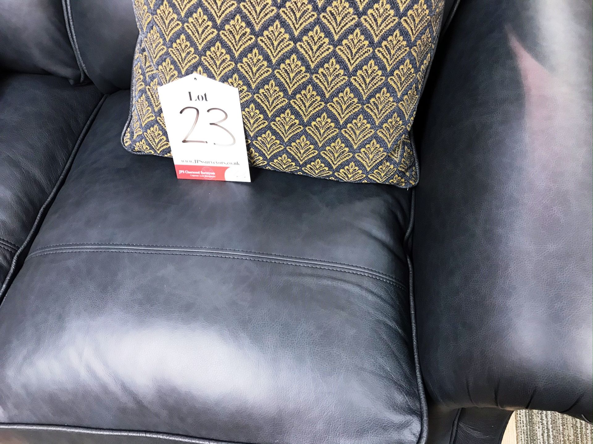 Ex Display Parker Knoll Oakham 2 Seater Leather Sofa - Oxford Midnight - RRP£2,346 - Image 3 of 3