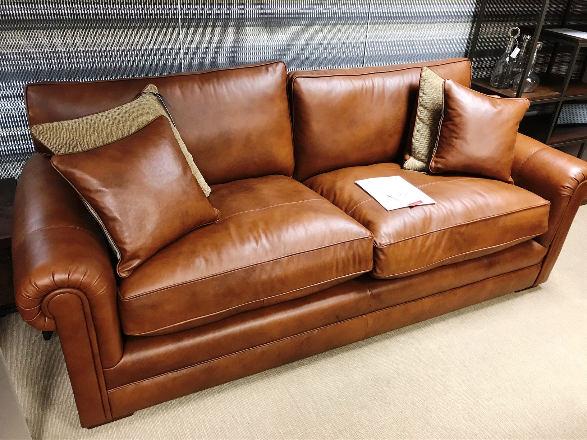 parker knoll montana leather sofa