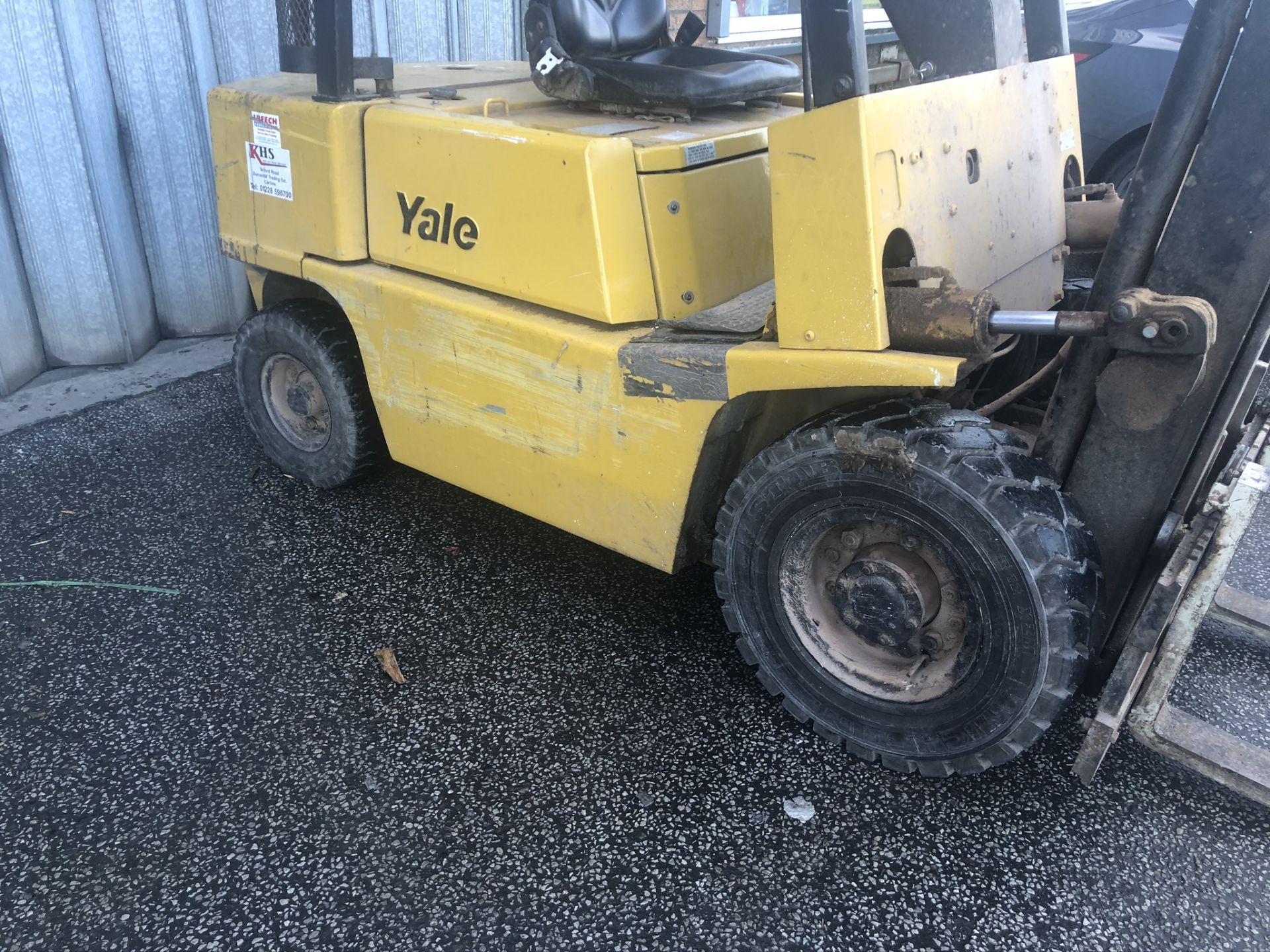 Yale GDP050RDVV107 2.5T Diesel Forklift Truck | Hours: 32713 - Image 6 of 9