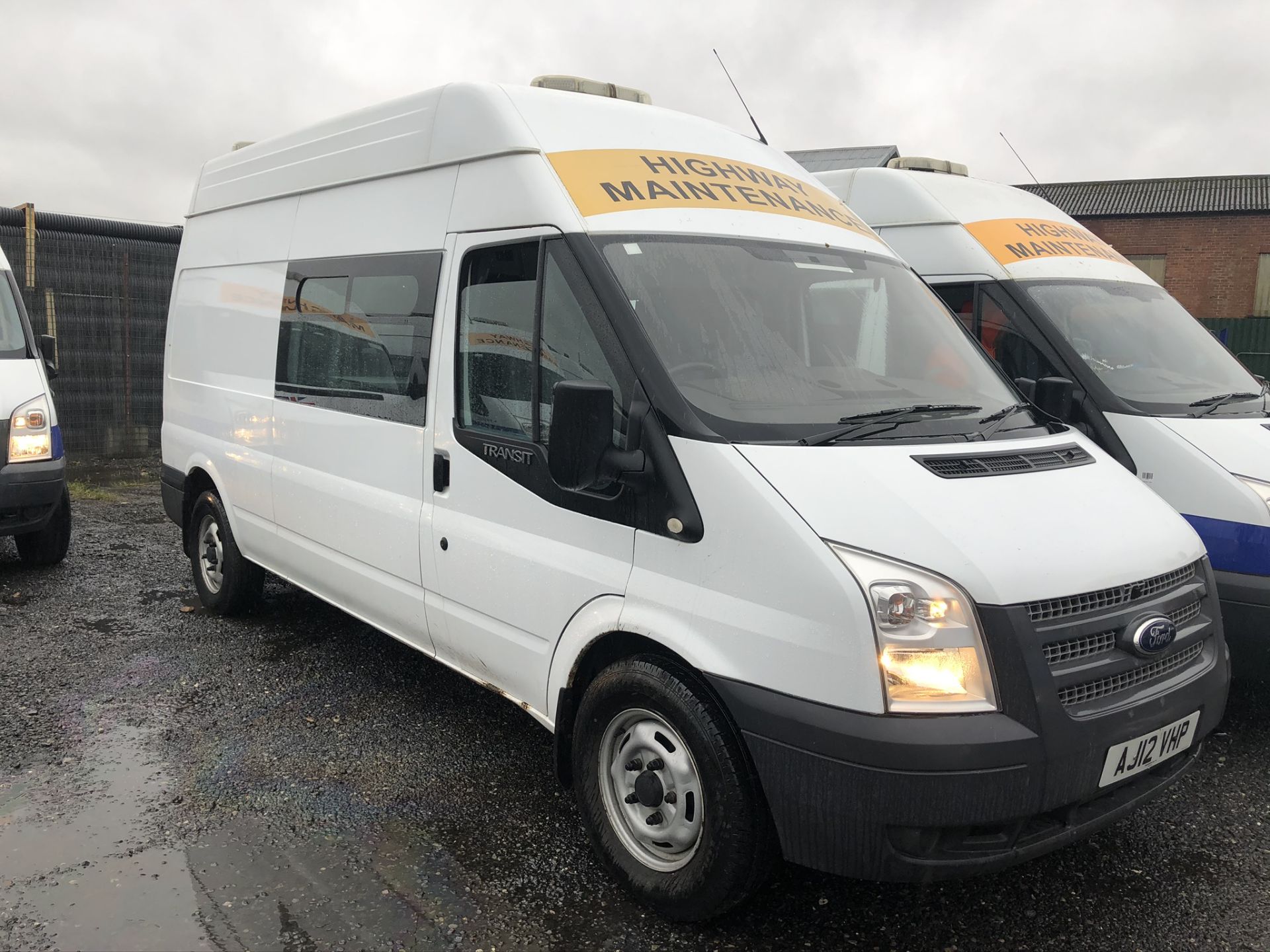 Ford Transit Welfare Van | AJ12 VHP | 72,338 miles