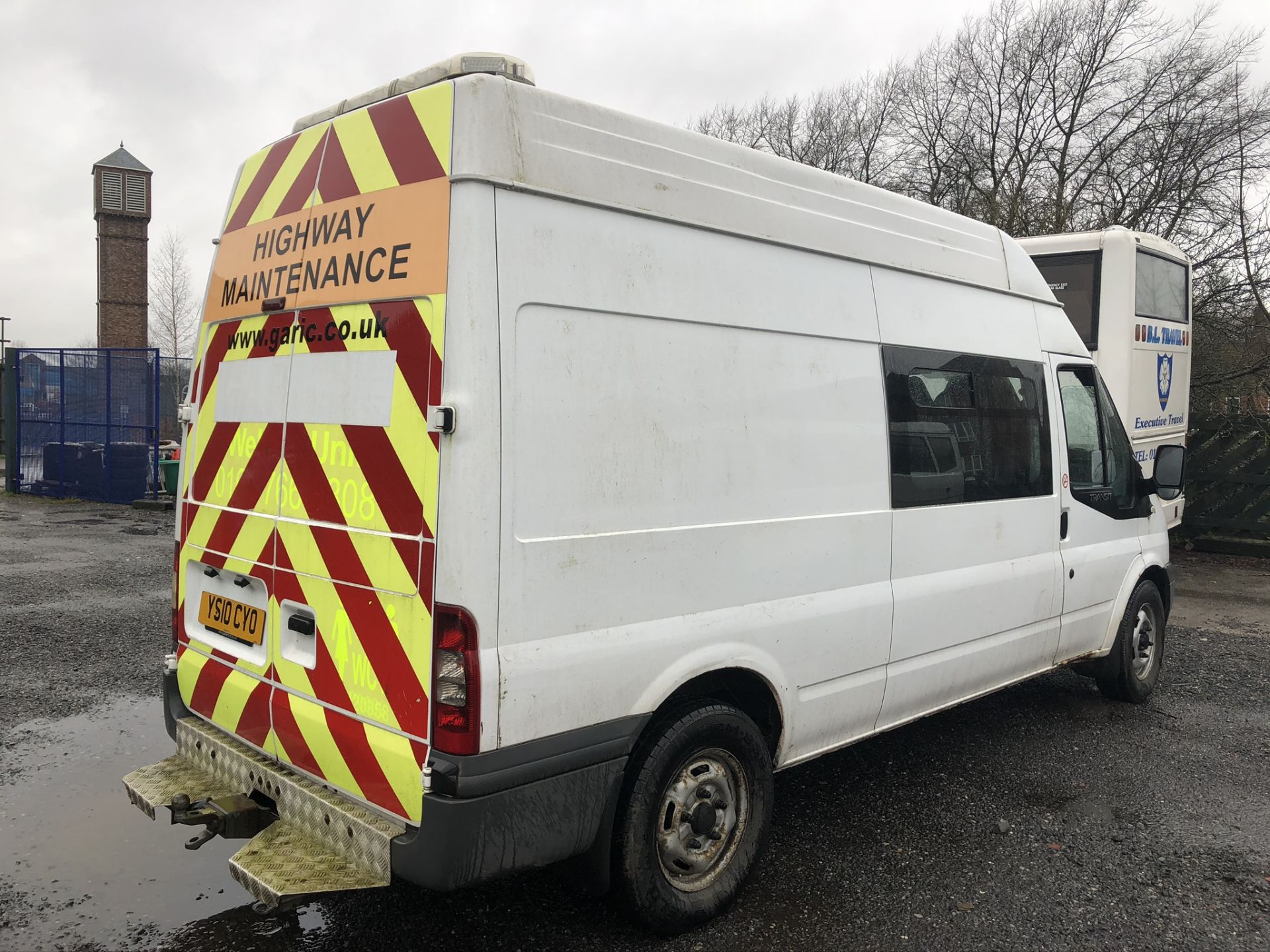 Ford Transit Welfare Van | YS10 CYO | 131,876 miles - Image 6 of 17