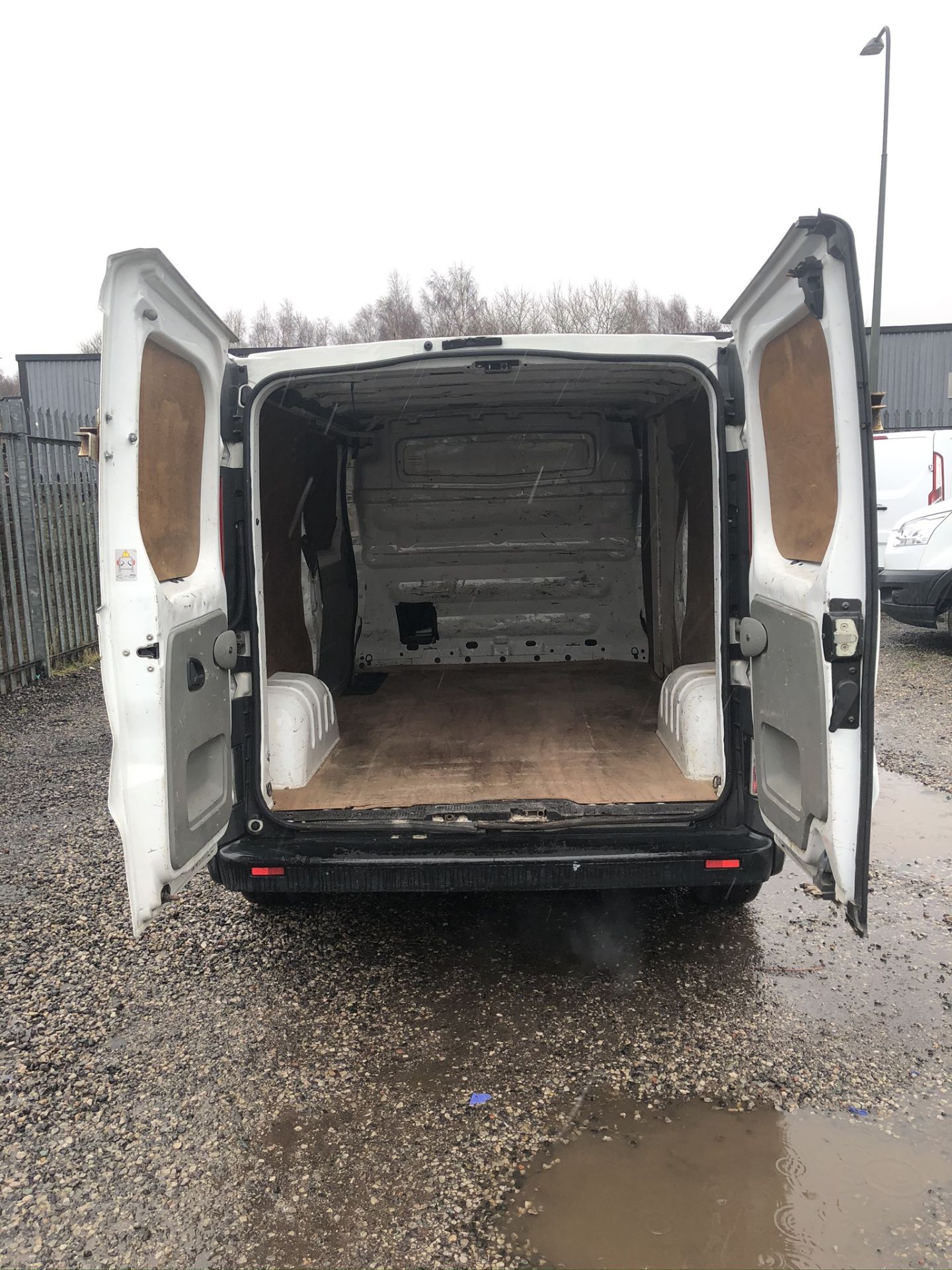 Vauxhall Vivaro CDTI Diesel Panel Van | DV56 HXP | 160,821 miles - Image 6 of 7